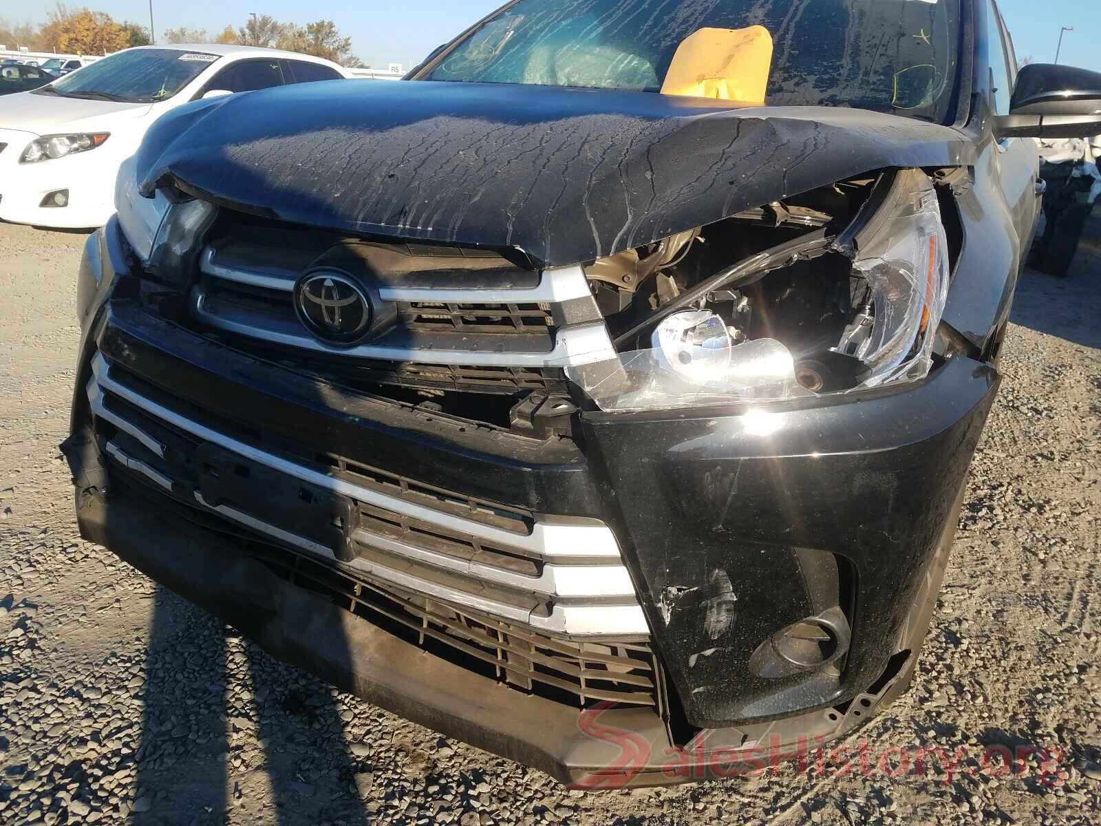 5TDZARFH9JS034569 2018 TOYOTA HIGHLANDER