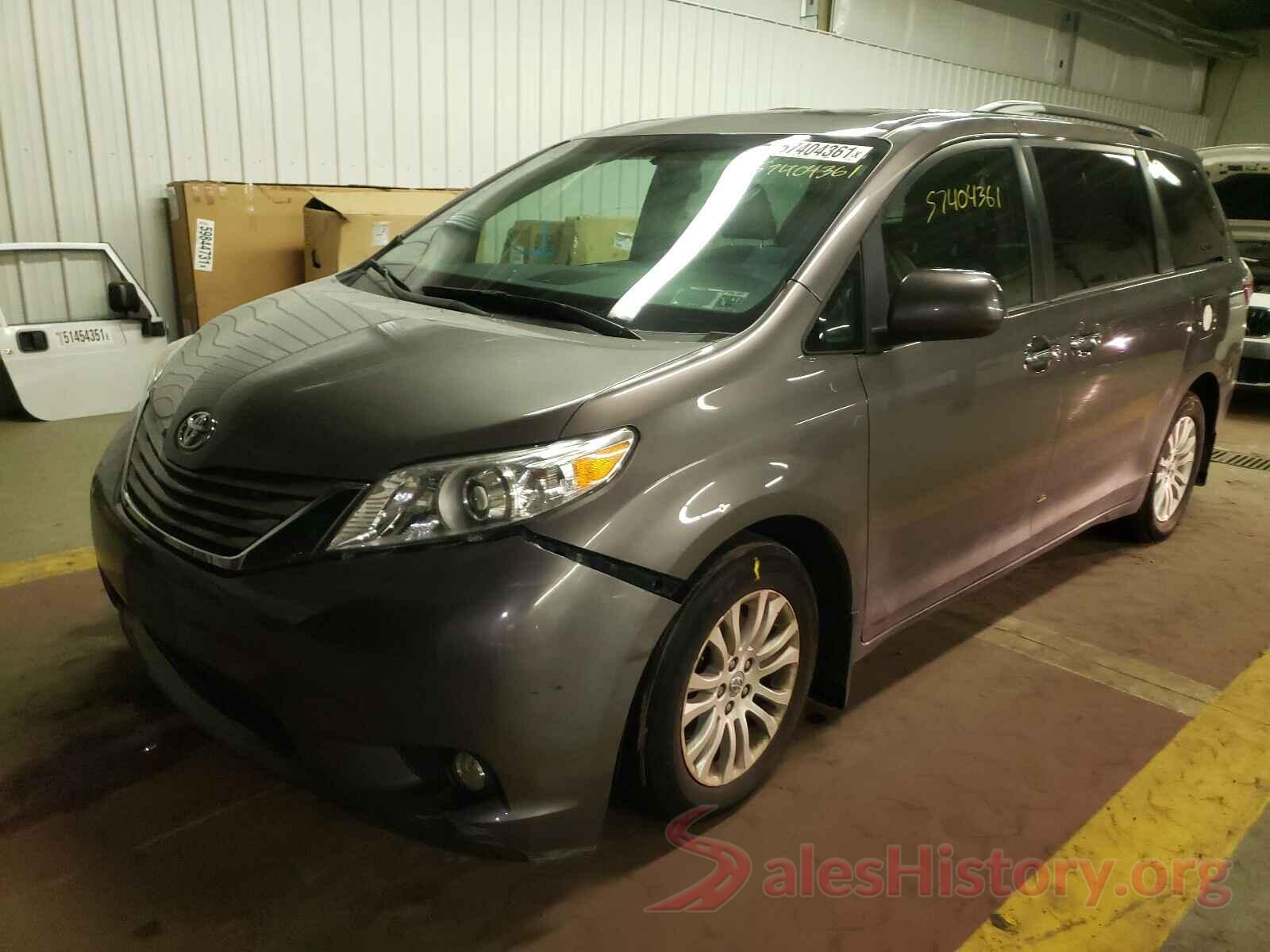 5TDYZ3DC5HS890213 2017 TOYOTA SIENNA