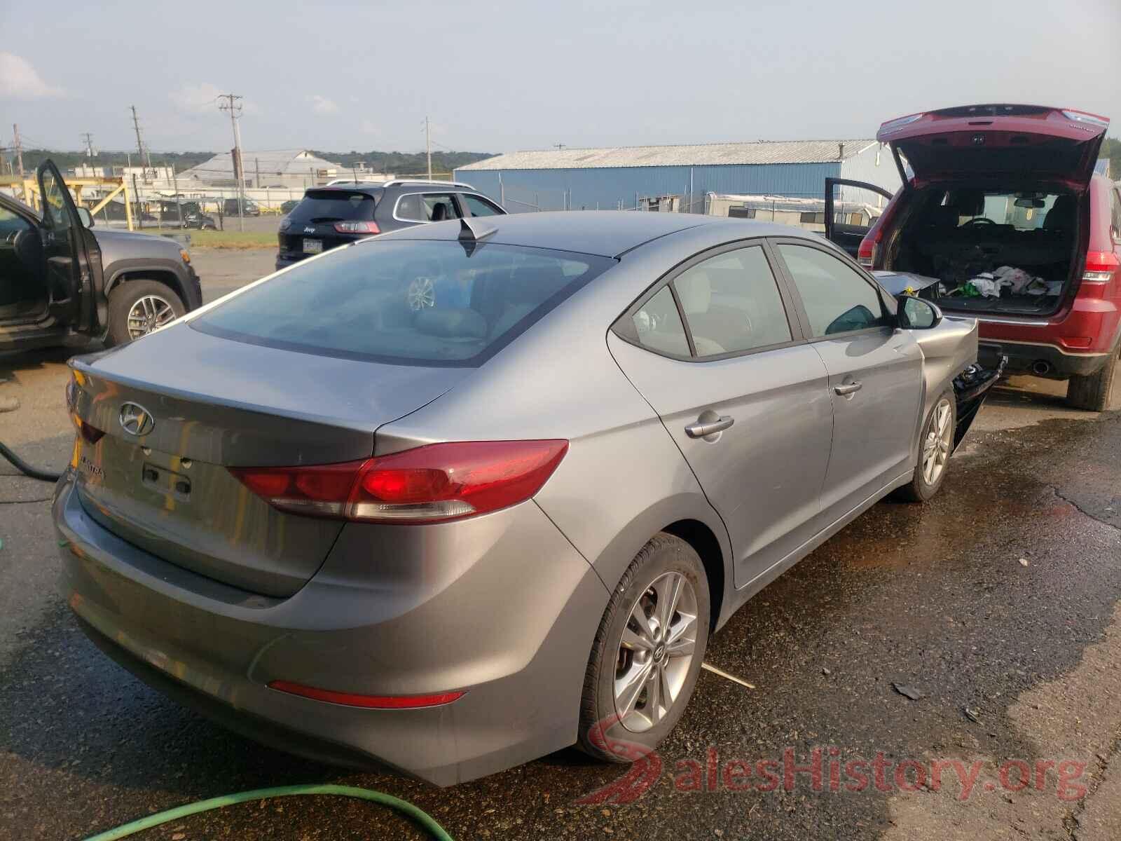 KMHD84LF8JU555060 2018 HYUNDAI ELANTRA