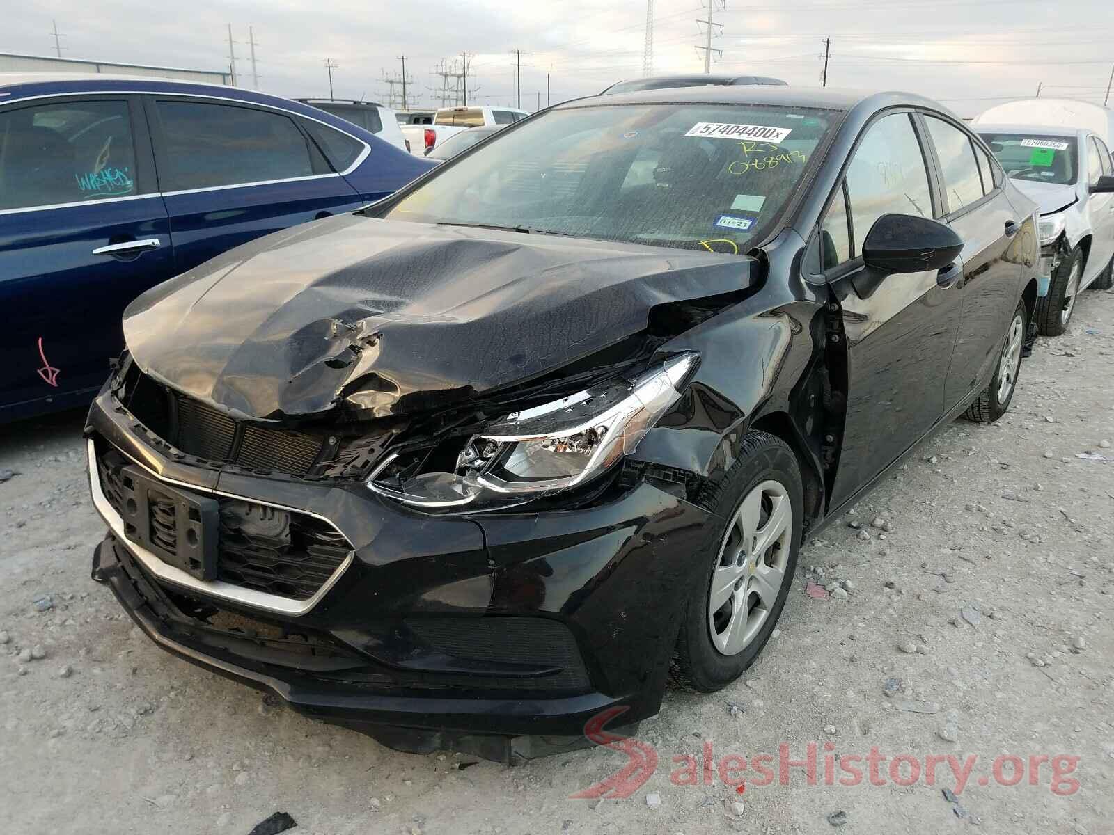 1G1BC5SM8J7100913 2018 CHEVROLET CRUZE