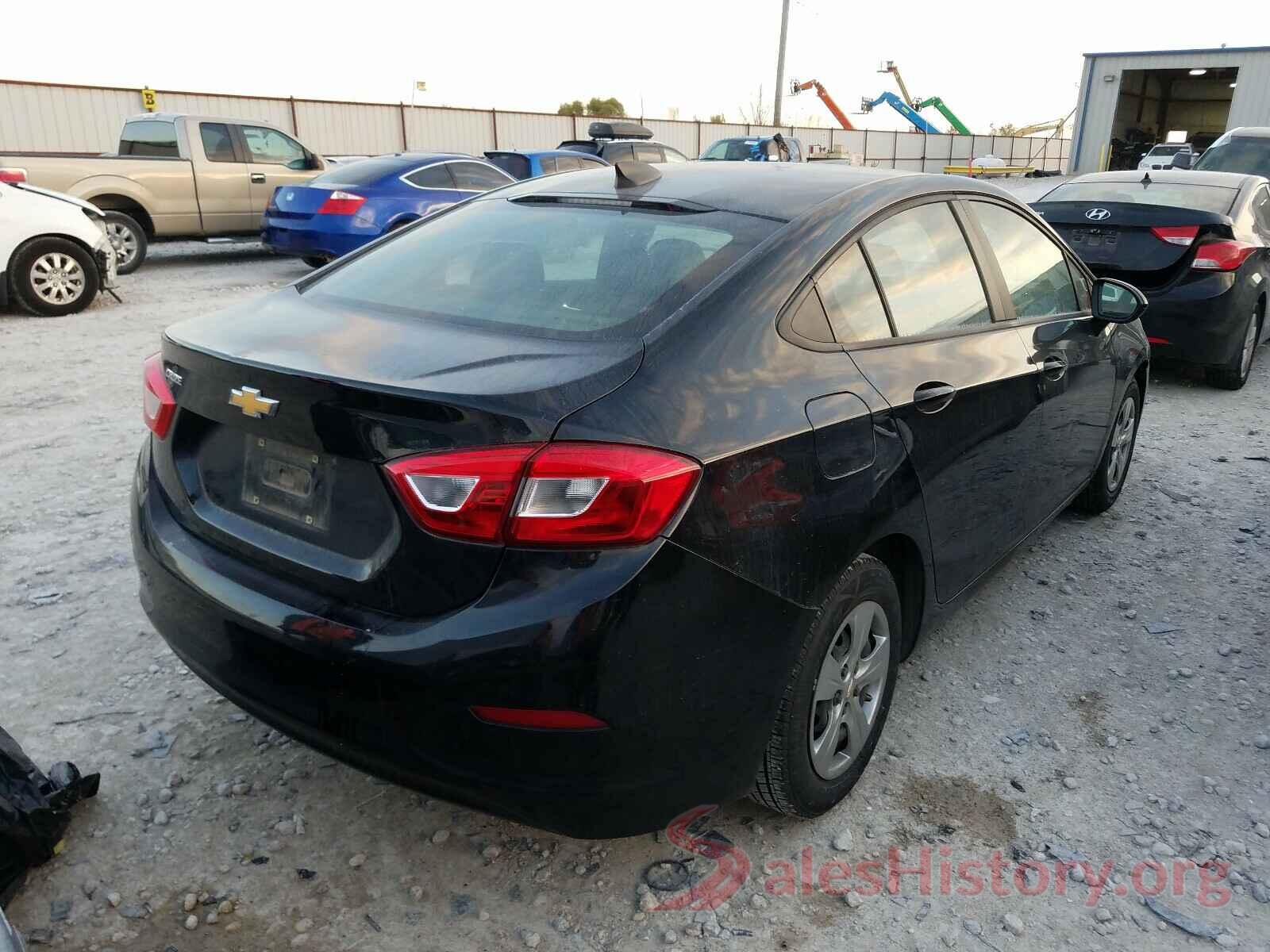 1G1BC5SM8J7100913 2018 CHEVROLET CRUZE