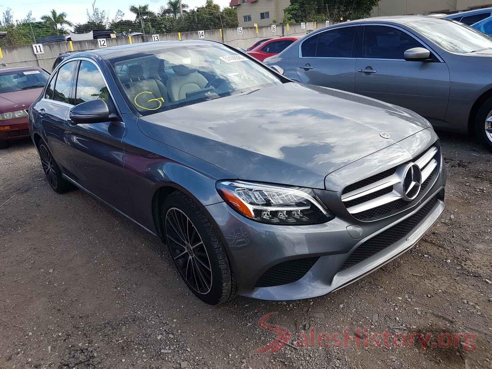 55SWF8DB1KU304752 2019 MERCEDES-BENZ C CLASS