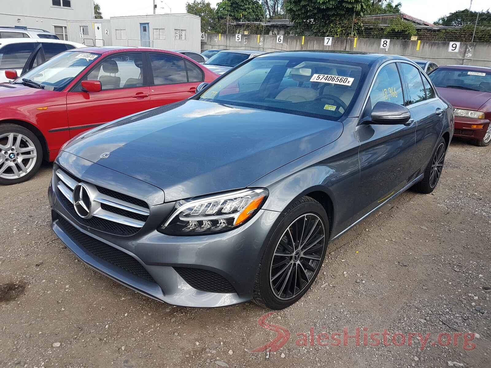 55SWF8DB1KU304752 2019 MERCEDES-BENZ C CLASS