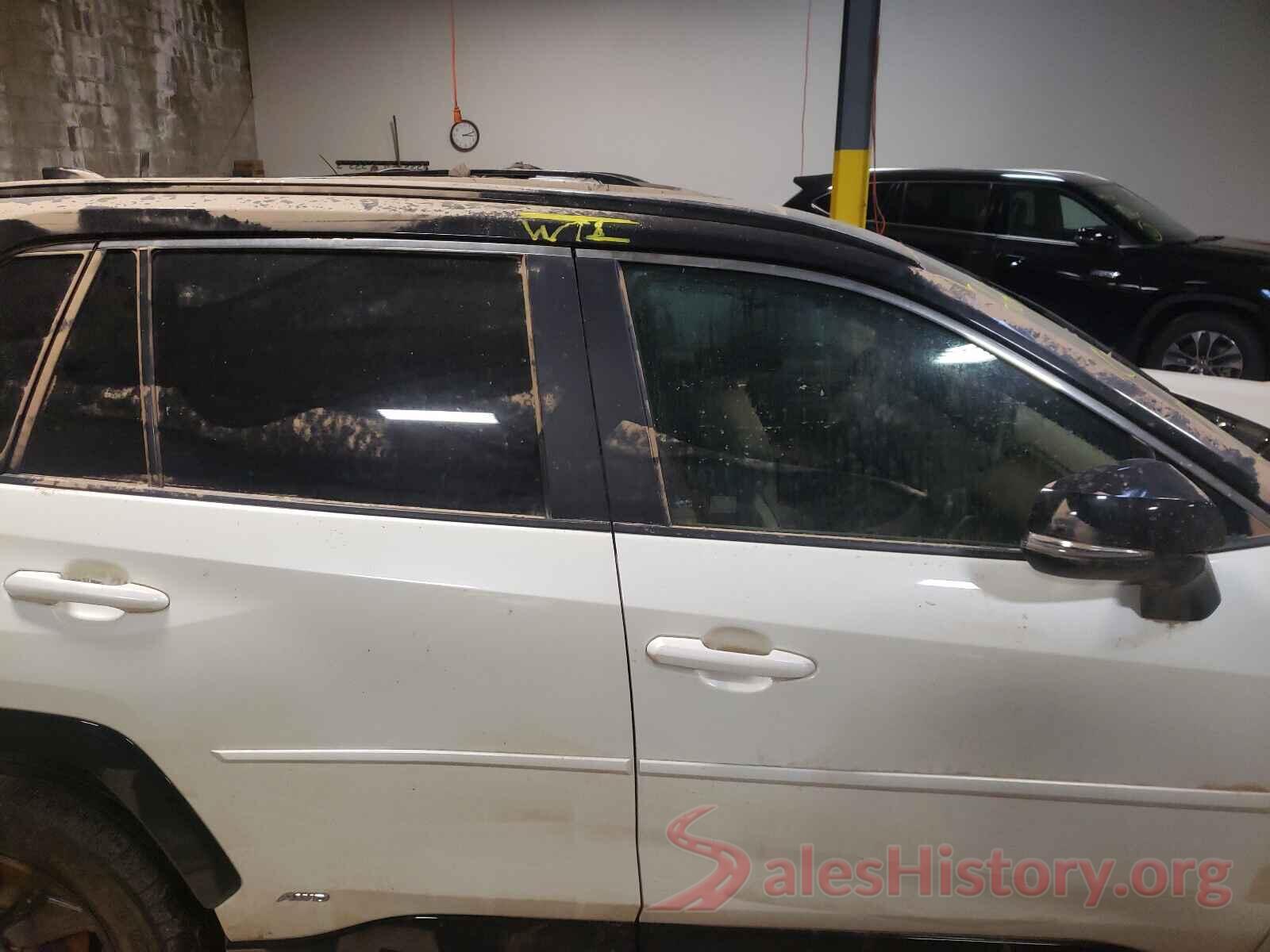 2T3E6RFV8MW007422 2021 TOYOTA RAV4