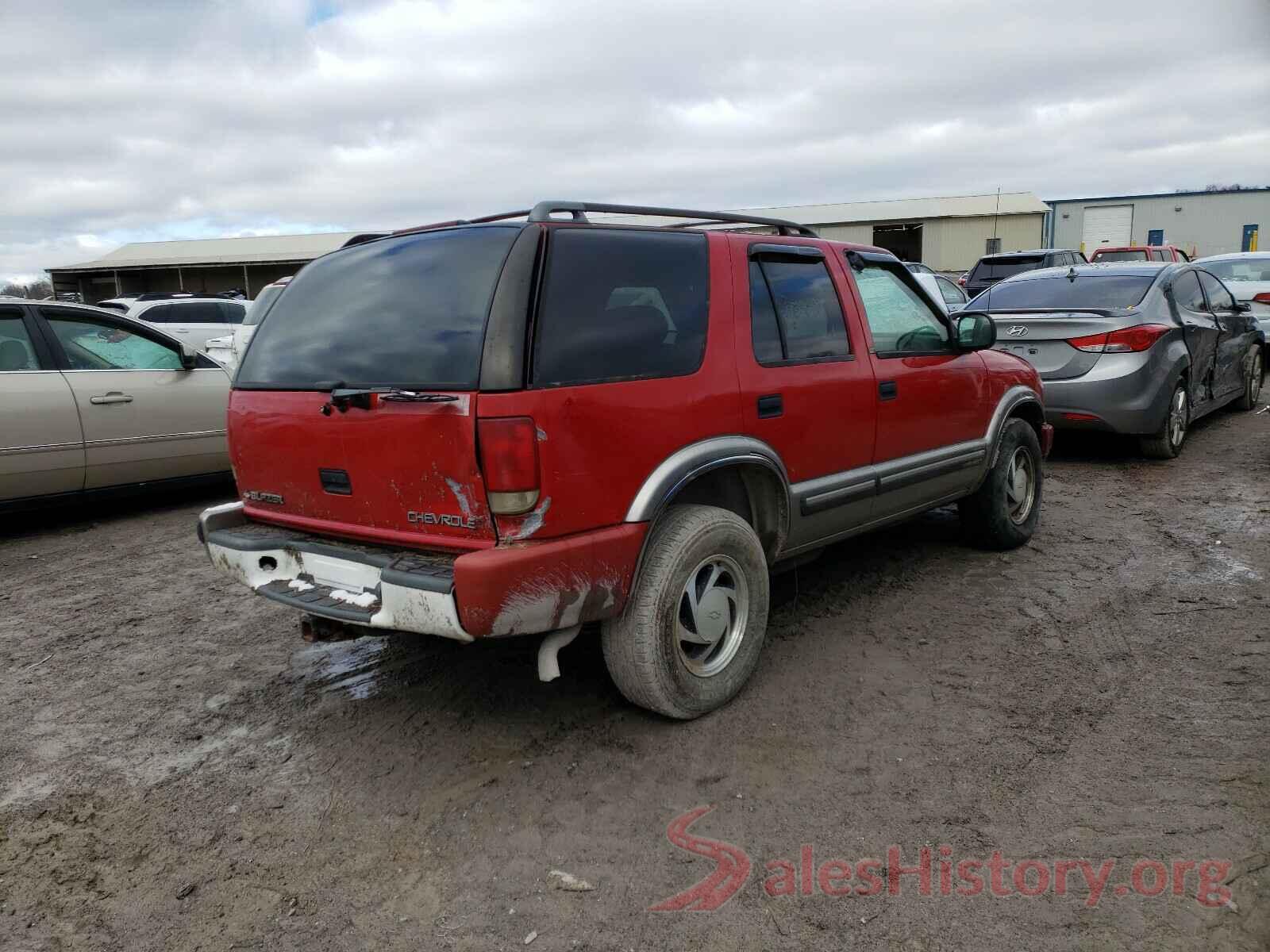 1GNDT13WXW2245472 1998 CHEVROLET BLAZER