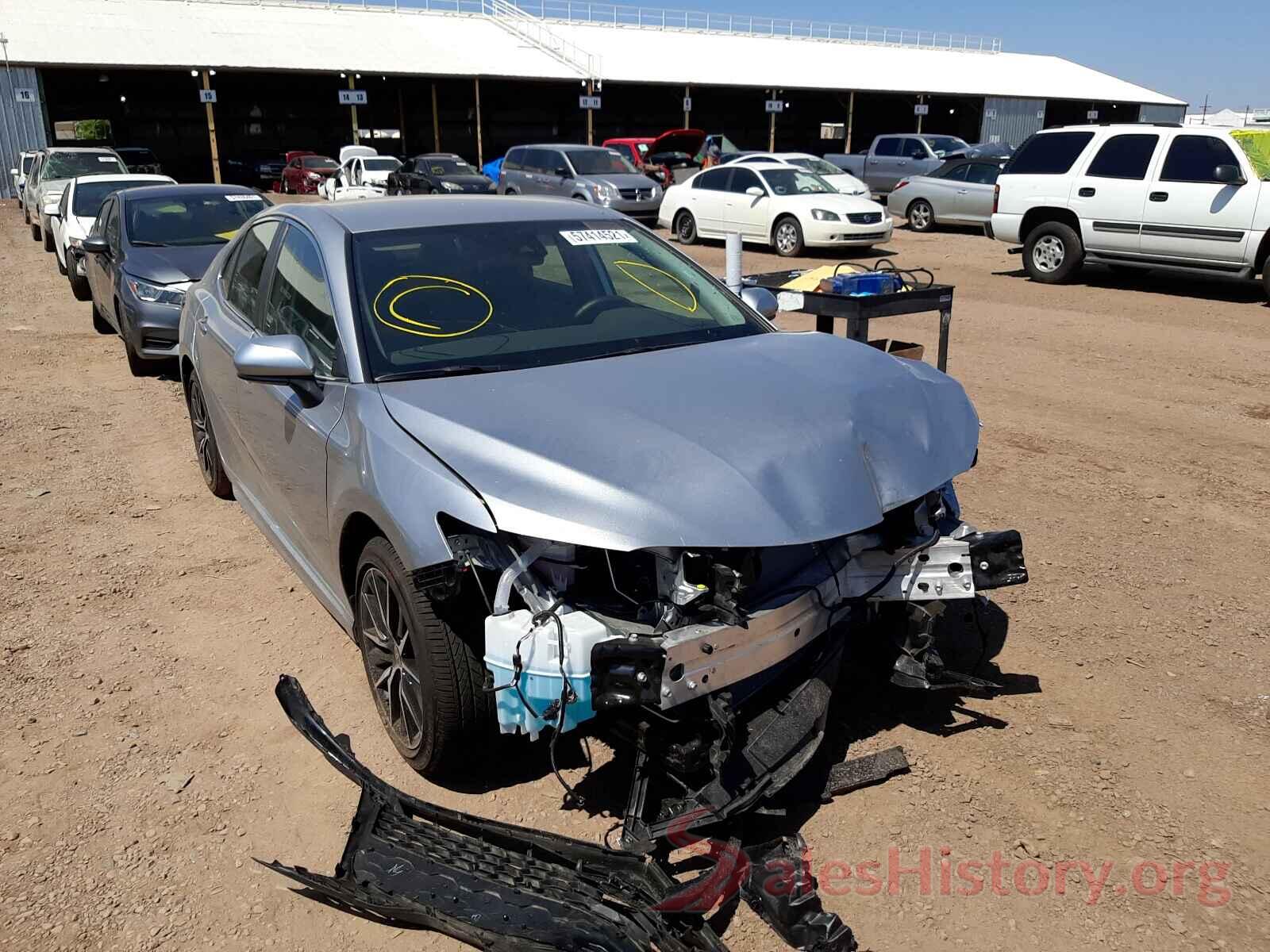 4T1G11AK7MU473857 2021 TOYOTA CAMRY