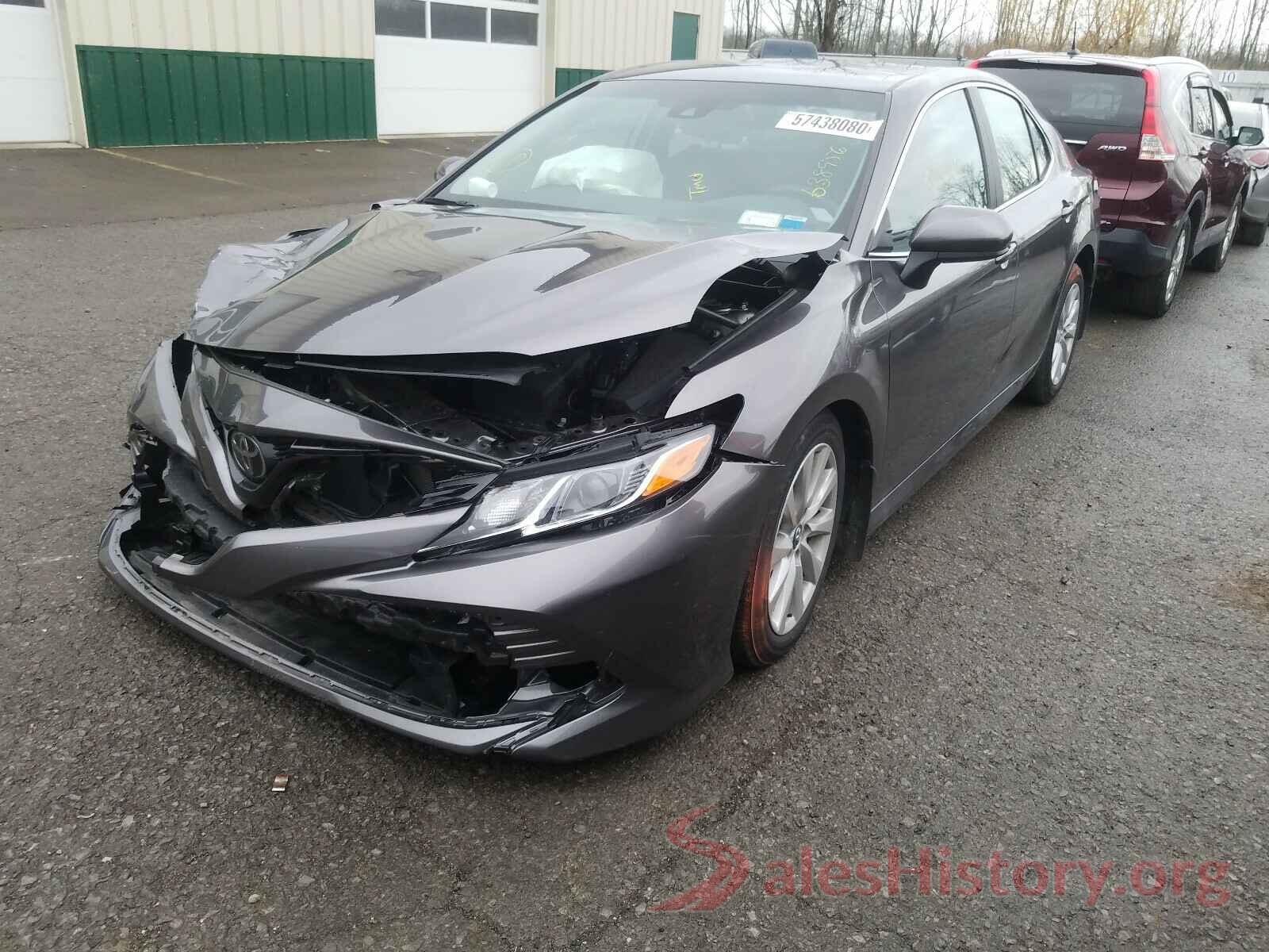 4T1B11HK8JU638956 2018 TOYOTA CAMRY