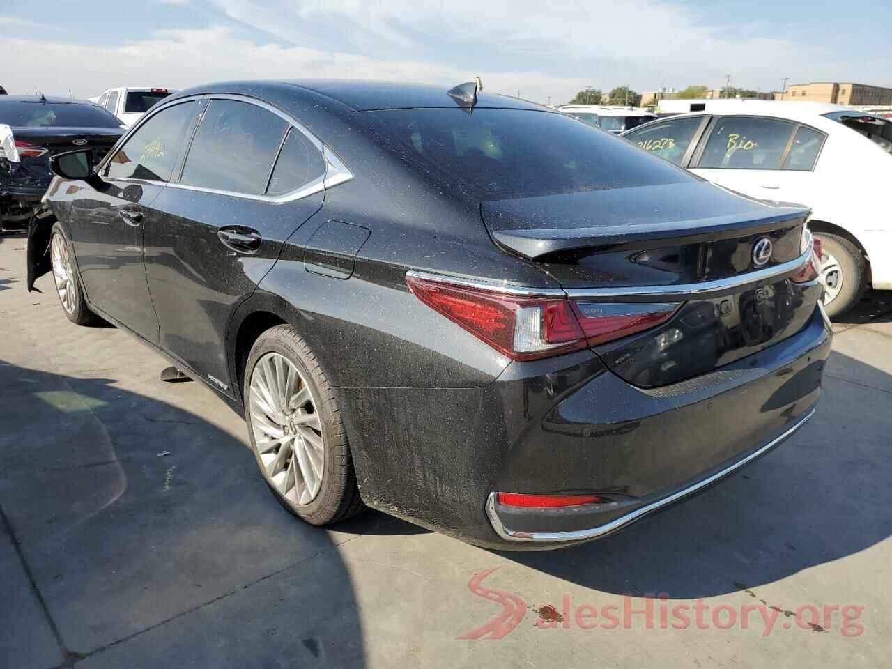 JTHB21B15K2025898 2019 LEXUS ES300