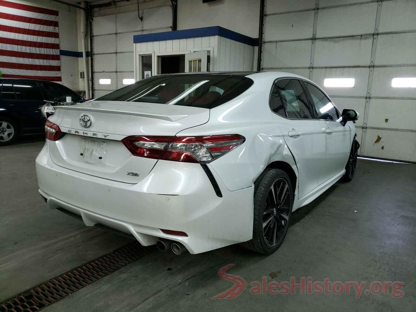 4T1B61HK5JU129716 2018 TOYOTA CAMRY