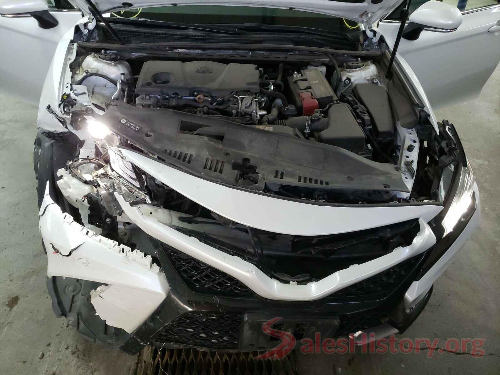 4T1B61HK5JU129716 2018 TOYOTA CAMRY