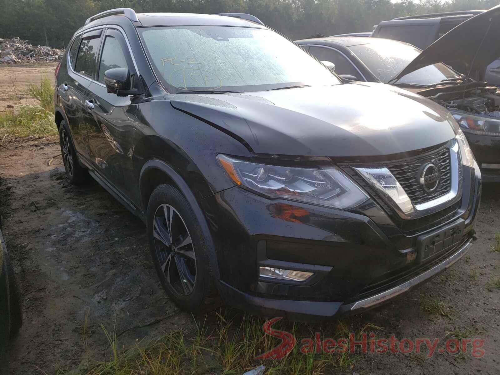 JN8AT2MV9JW308011 2018 NISSAN ROGUE