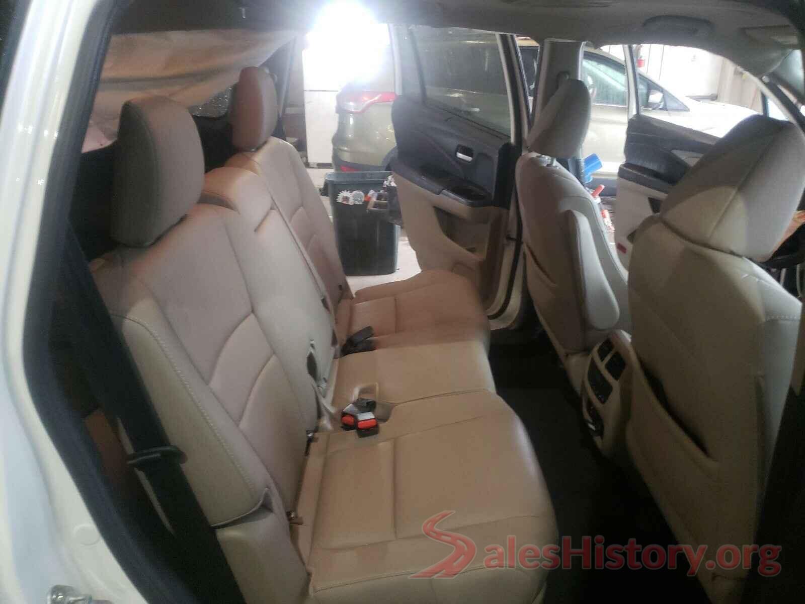 5FNYF6H82HB092448 2017 HONDA PILOT