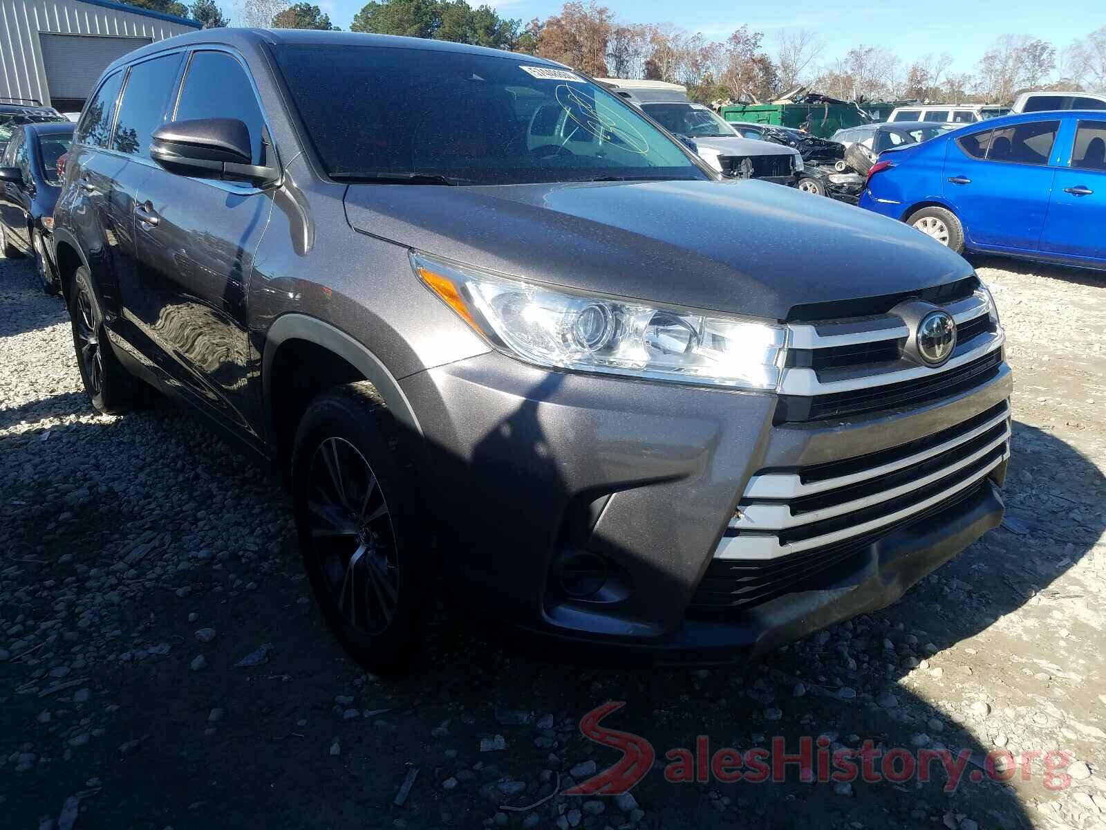 5TDZARFH2KS044202 2019 TOYOTA HIGHLANDER