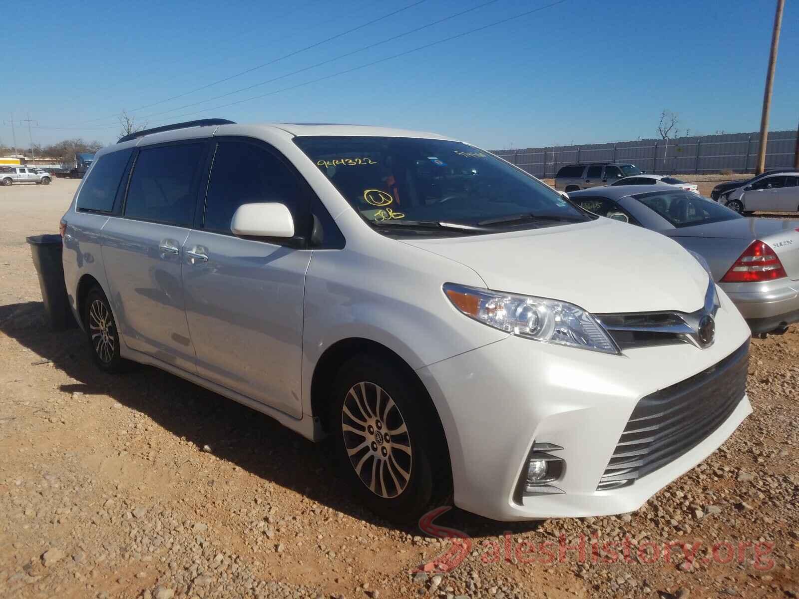 5TDYZ3DCXJS944322 2018 TOYOTA SIENNA