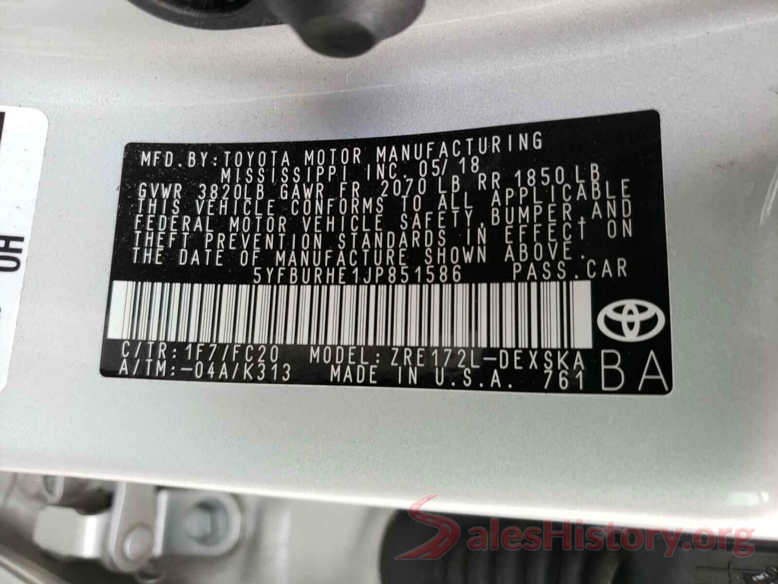 5YFBURHE1JP851586 2018 TOYOTA COROLLA