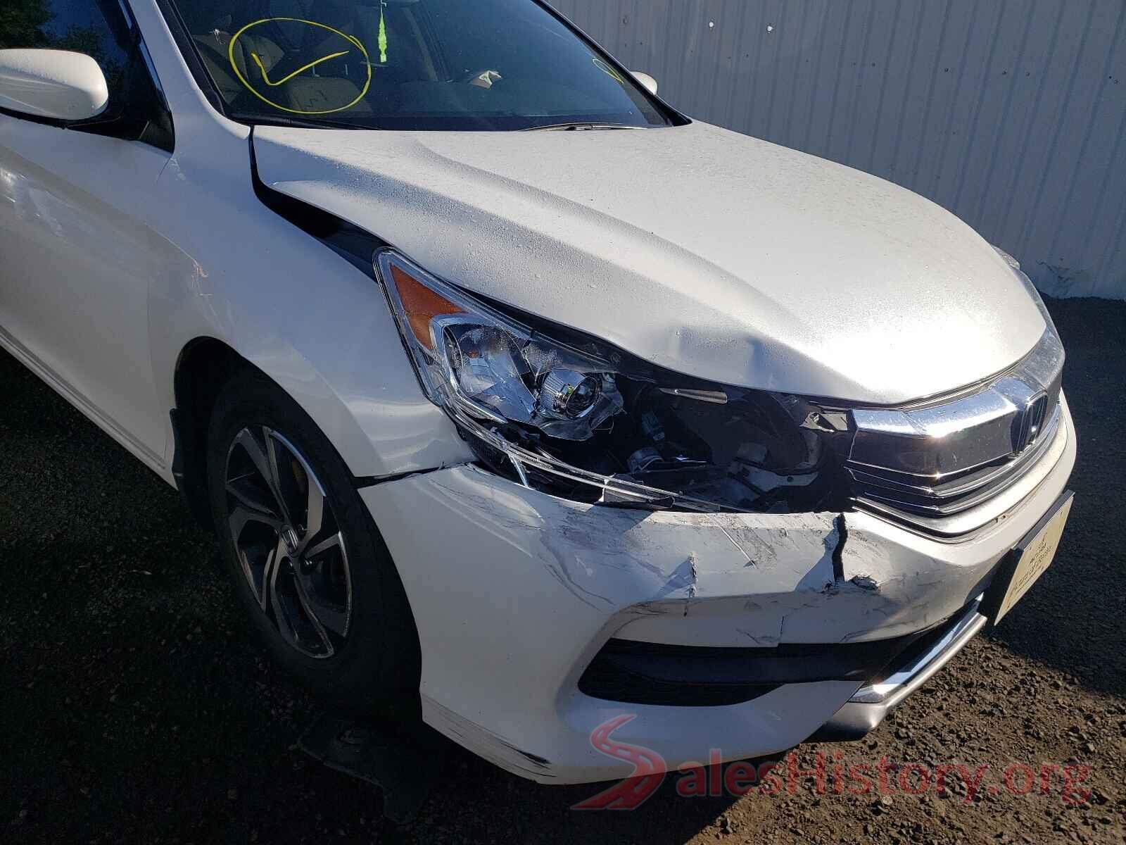 1HGCR2F33HA135688 2017 HONDA ACCORD