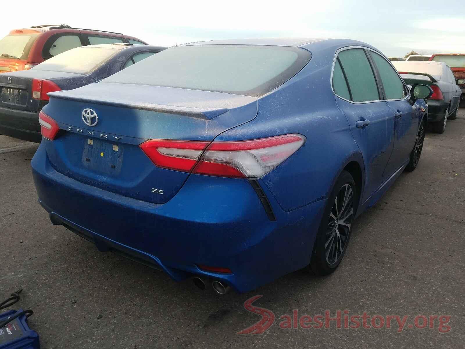 4T1B11HKXJU032932 2018 TOYOTA CAMRY