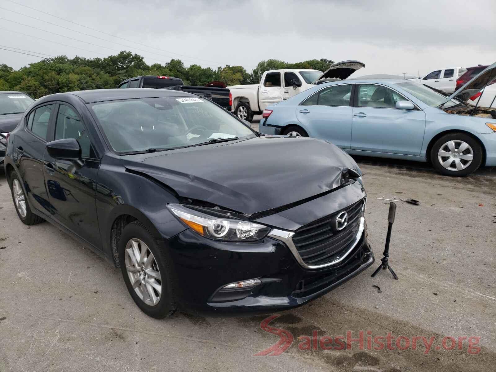 3MZBN1K75JM240361 2018 MAZDA 3