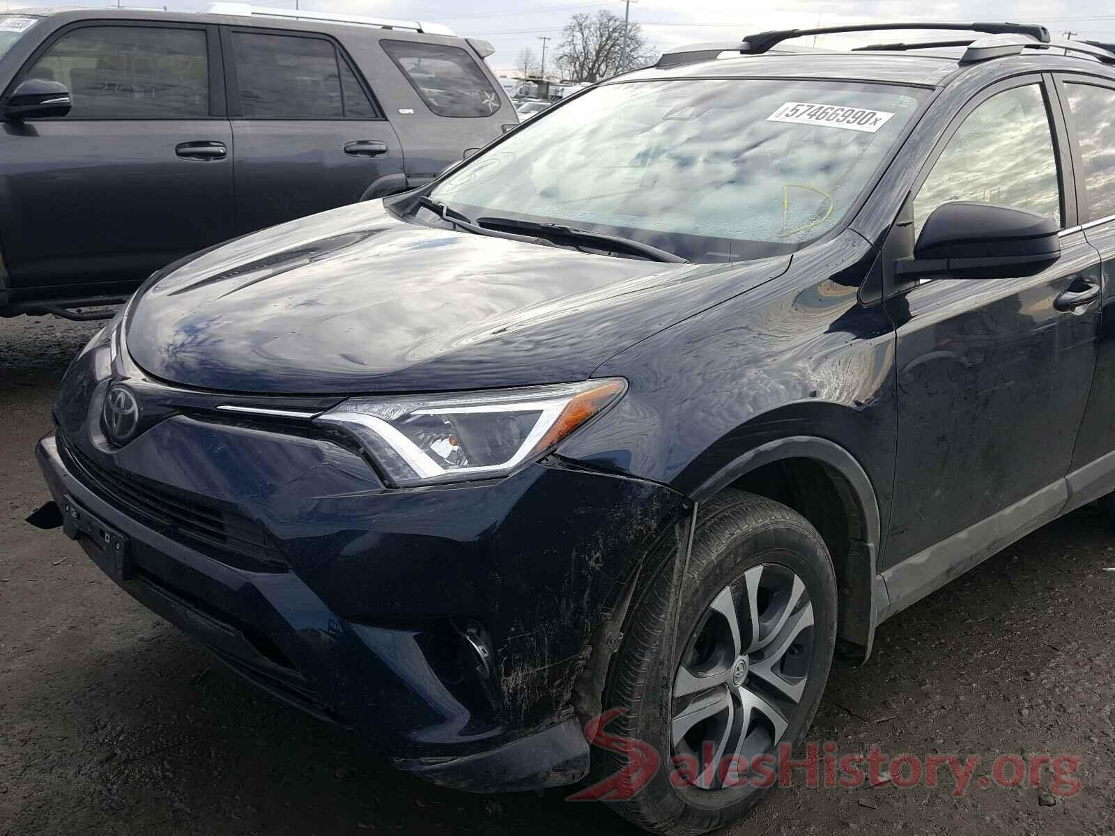 JTMBFREV0JJ728106 2018 TOYOTA RAV4