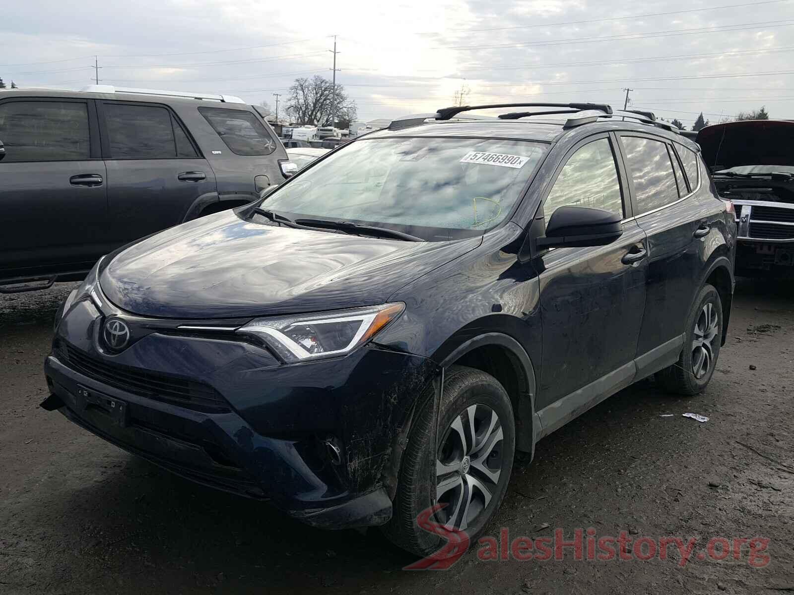 JTMBFREV0JJ728106 2018 TOYOTA RAV4