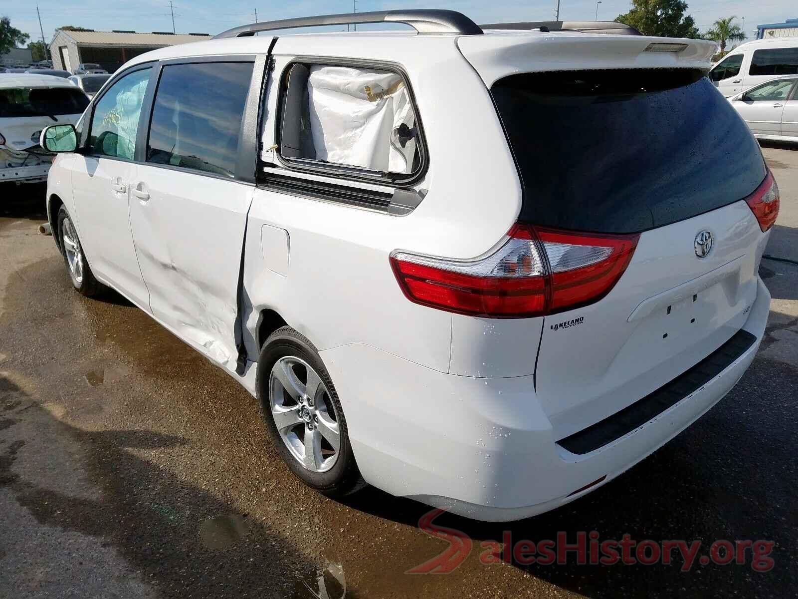 5TDKZ3DC6HS855380 2017 TOYOTA SIENNA