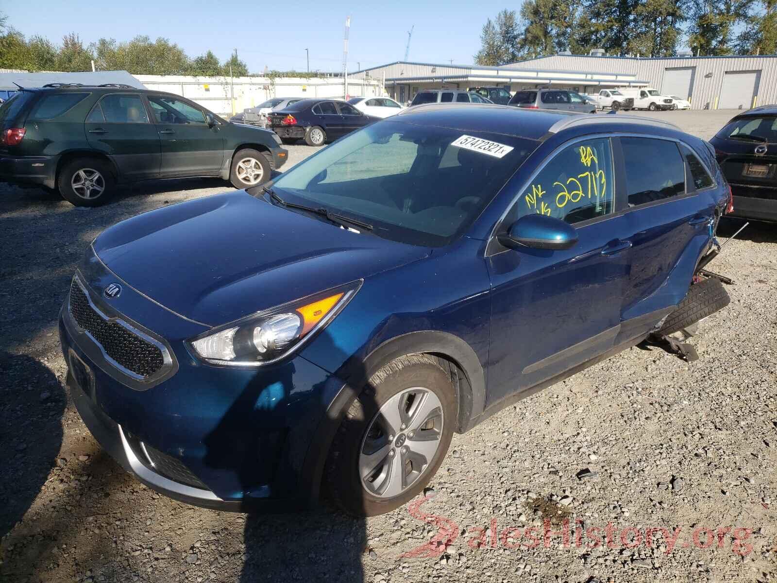 KNDCB3LC0K5317085 2019 KIA NIRO