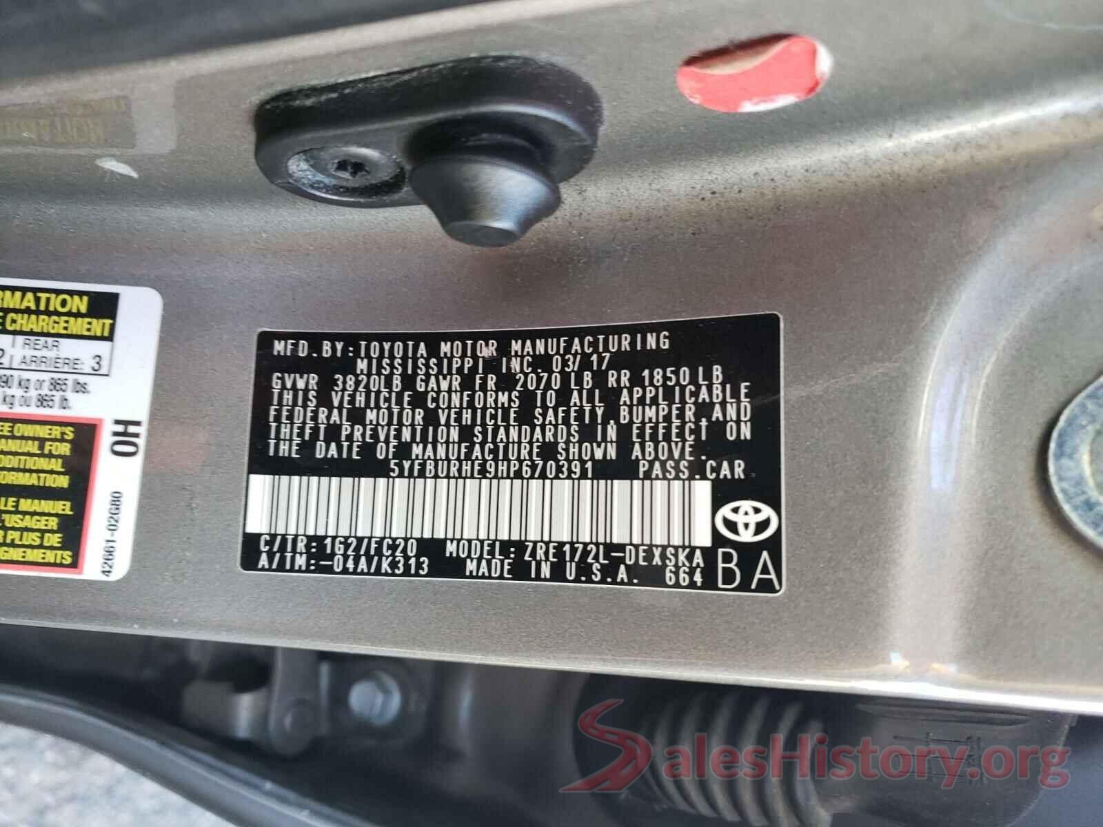 5YFBURHE9HP670391 2017 TOYOTA COROLLA