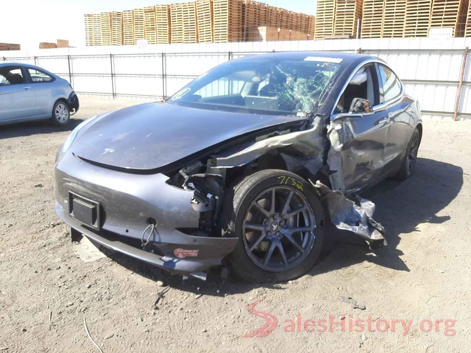 5YJ3E1EA4JF045208 2018 TESLA MODEL 3