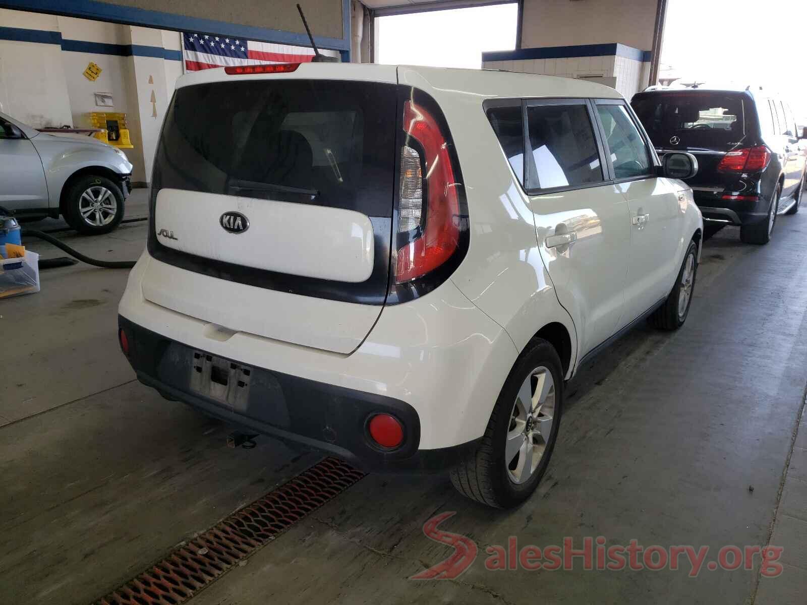 KNDJN2A22J7558992 2018 KIA SOUL