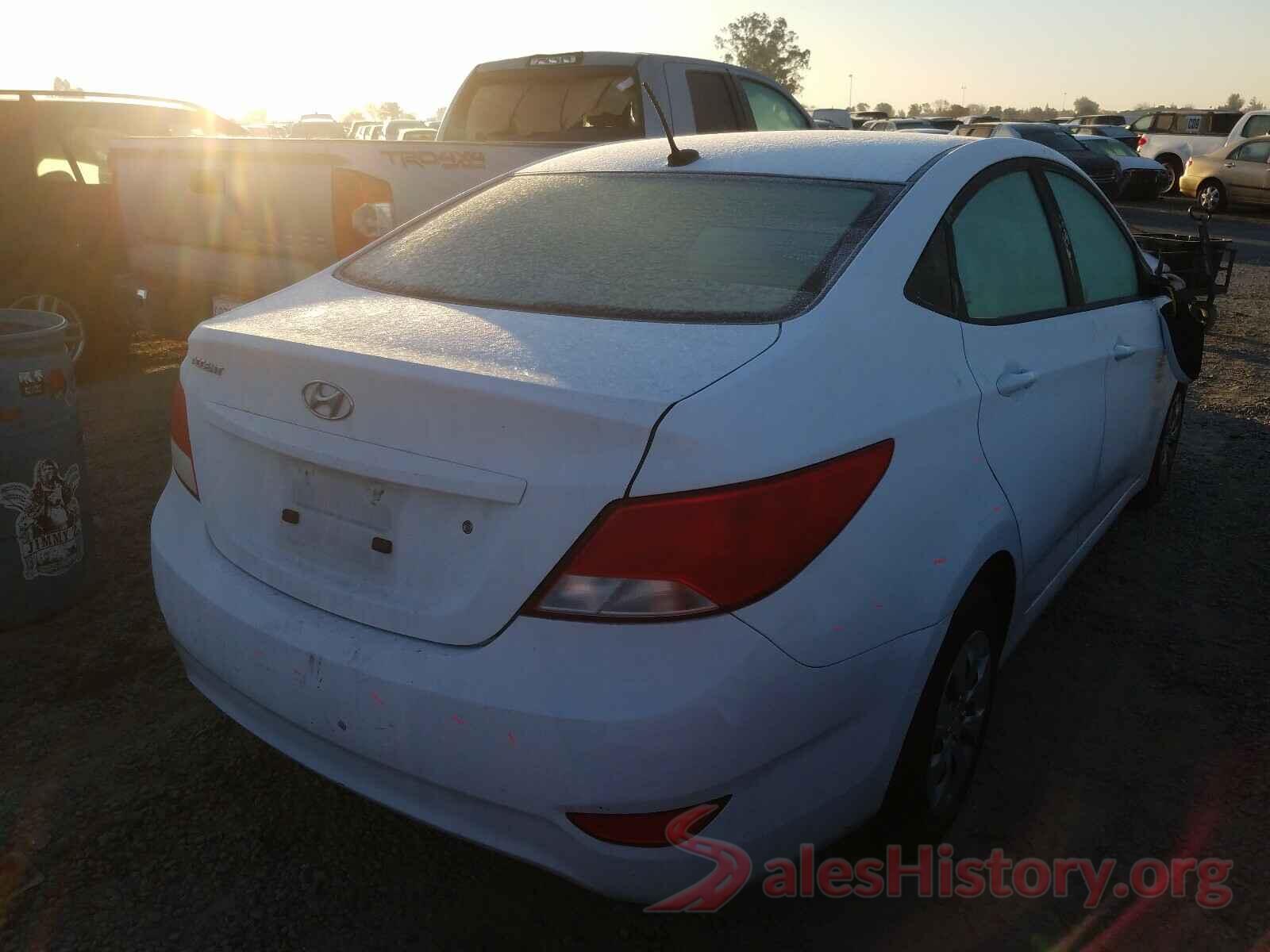 KMHCT4AE8HU310841 2017 HYUNDAI ACCENT