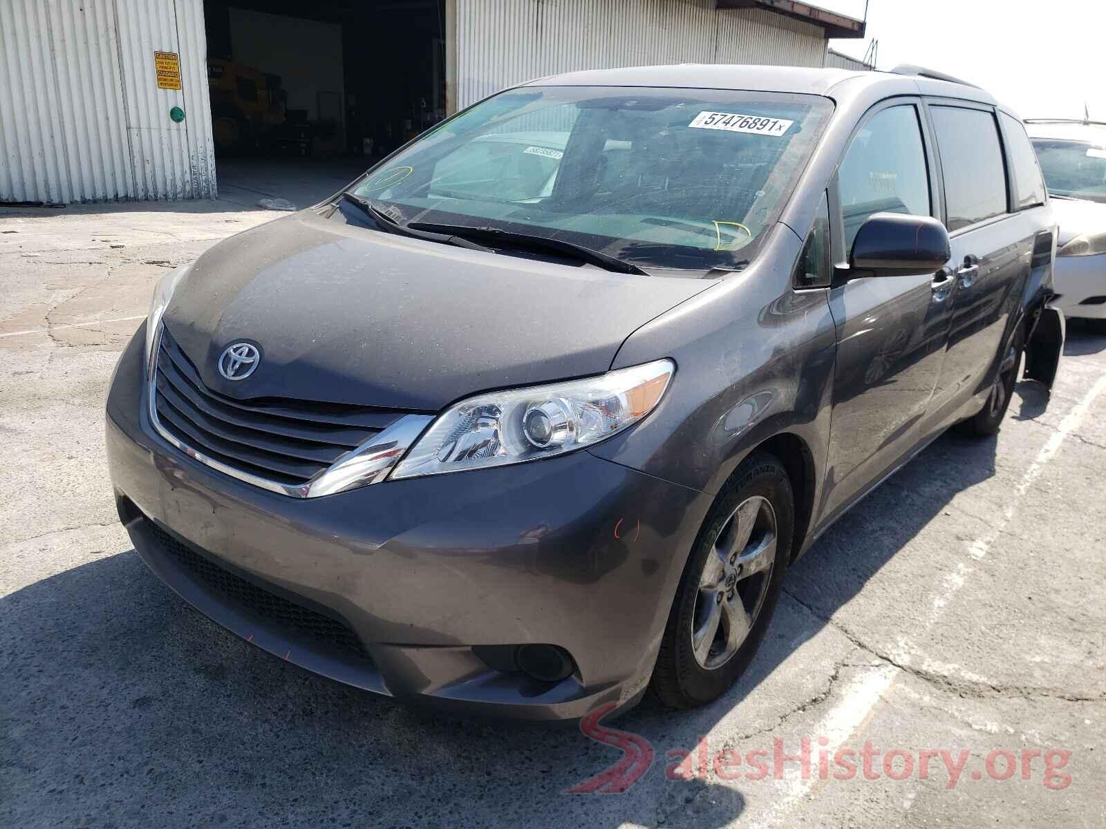 5TDKZ3DC4HS831269 2017 TOYOTA SIENNA