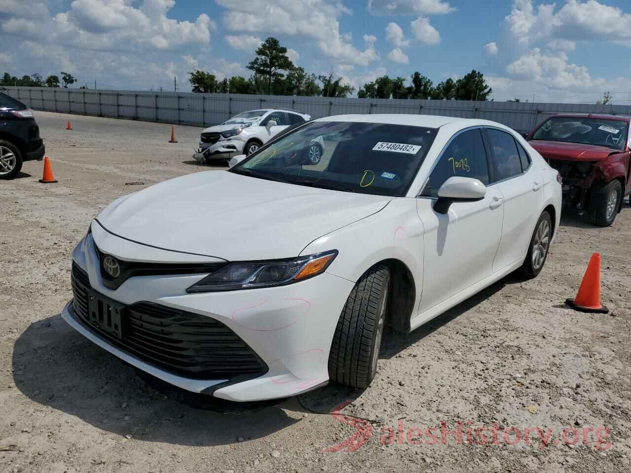 4T1B11HK8JU106445 2018 TOYOTA CAMRY