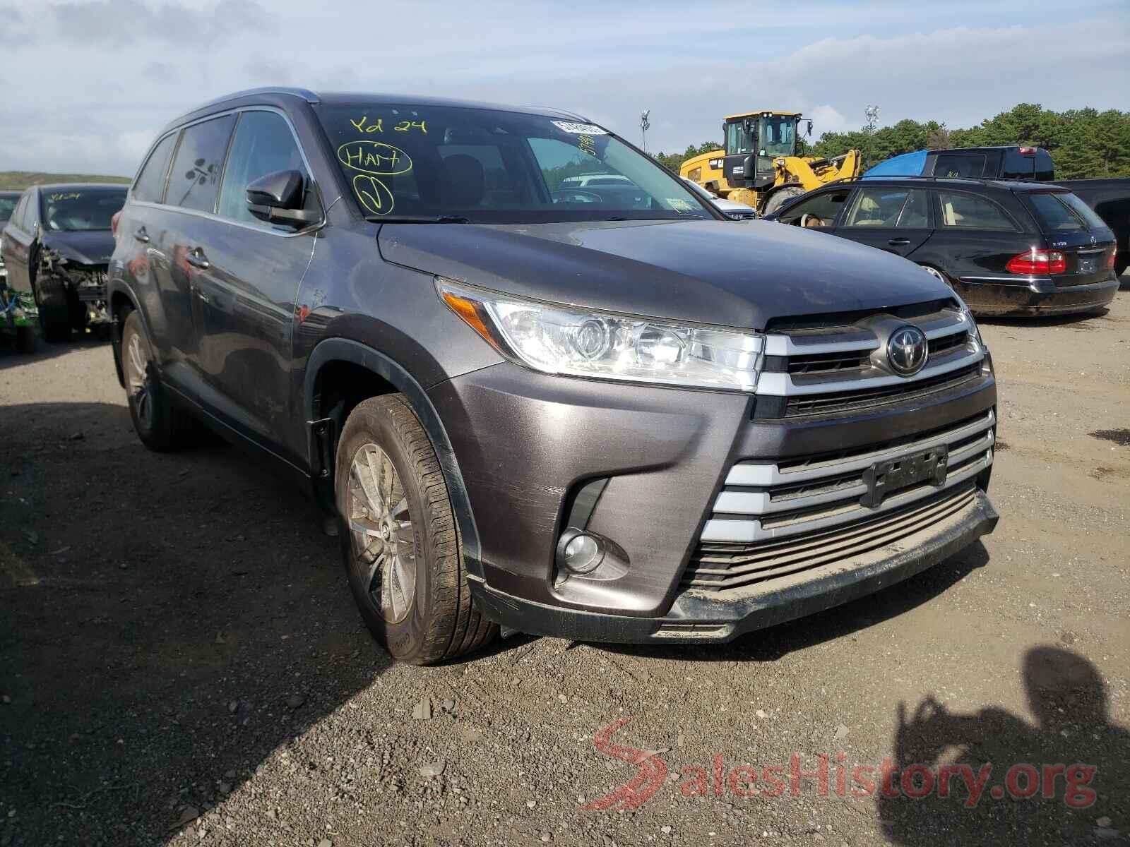 5TDJZRFH7JS841808 2018 TOYOTA HIGHLANDER