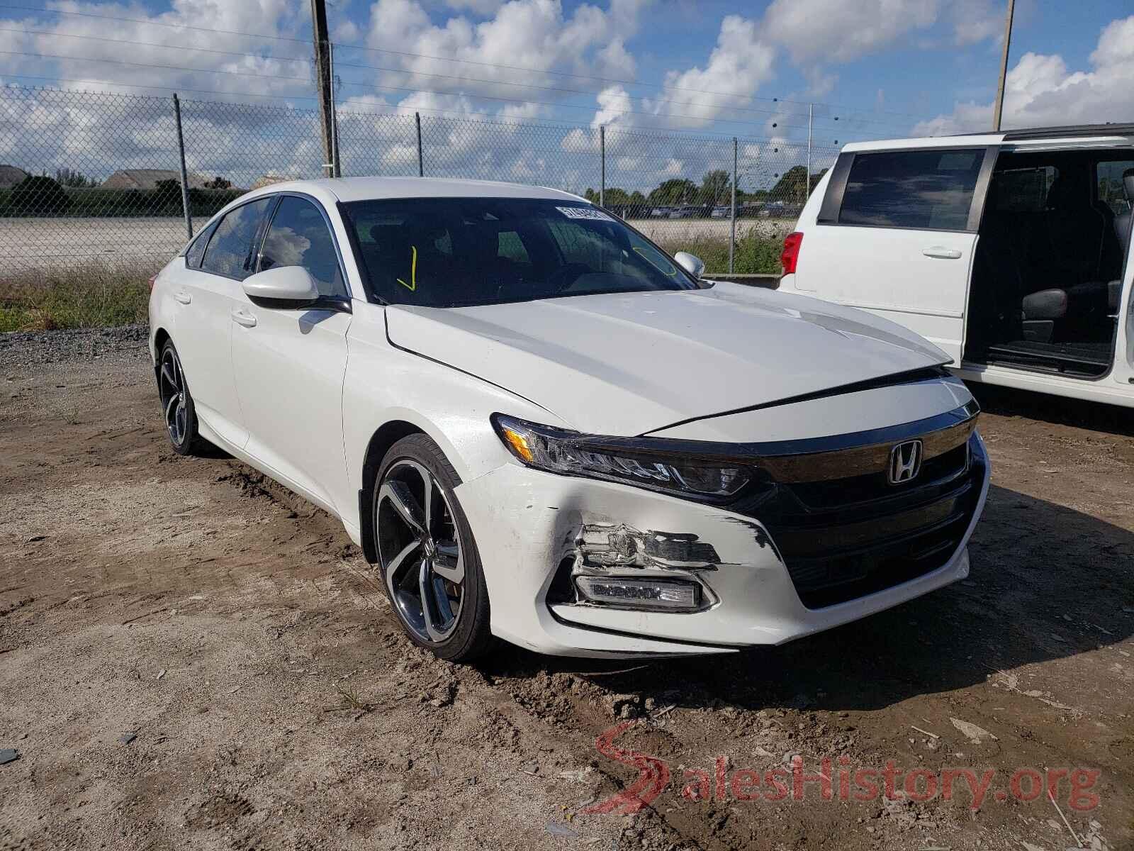 1HGCV1F3XJA124490 2018 HONDA ACCORD