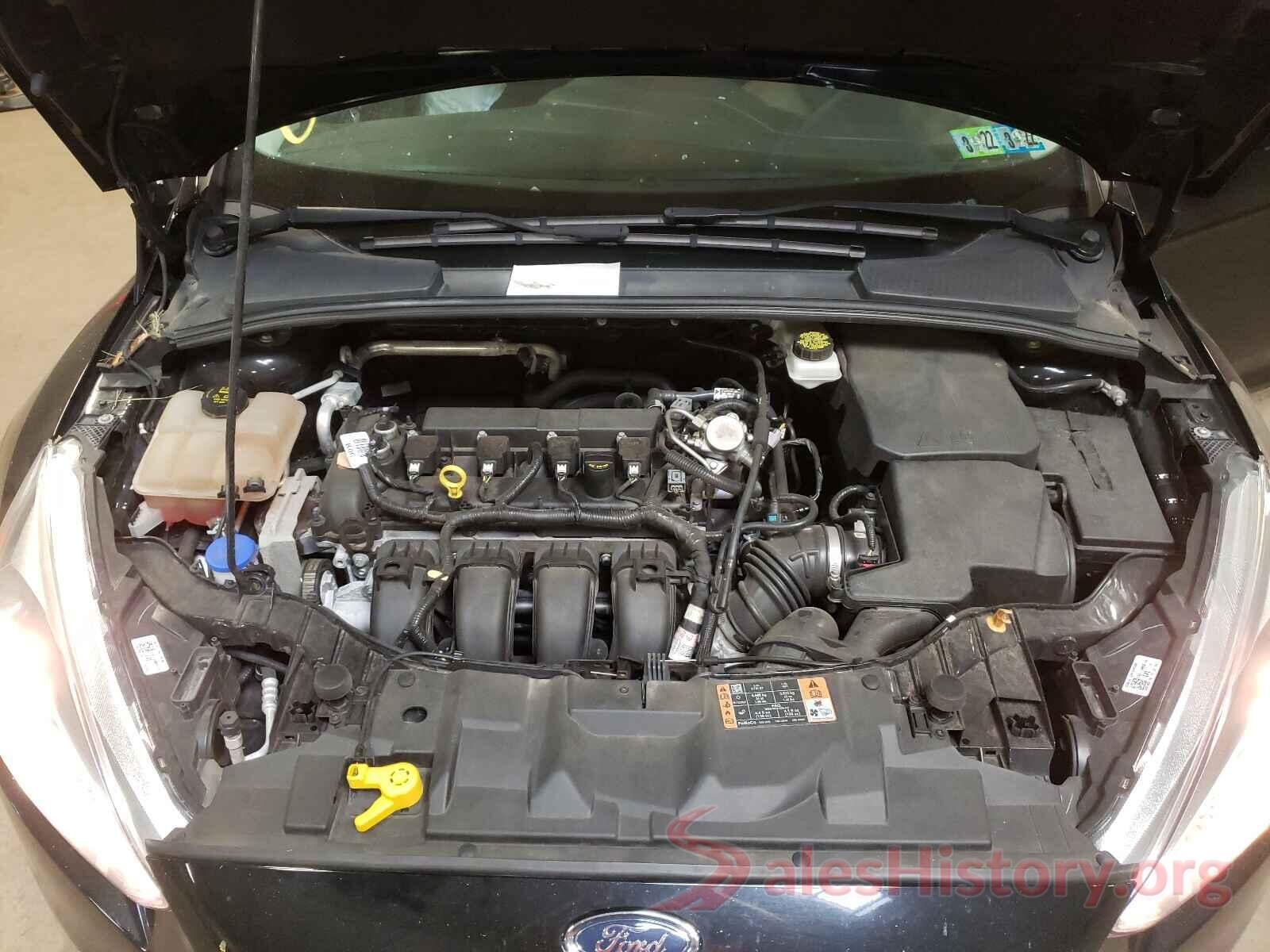 1FADP3F27JL295403 2018 FORD FOCUS