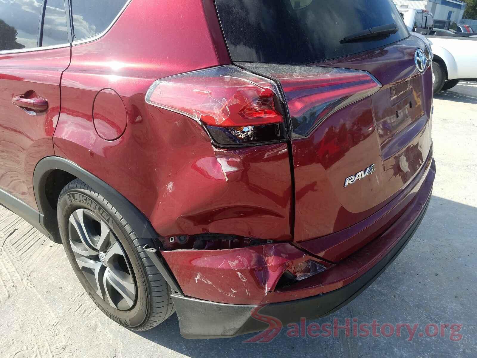 2T3ZFREV9JW458891 2018 TOYOTA RAV4