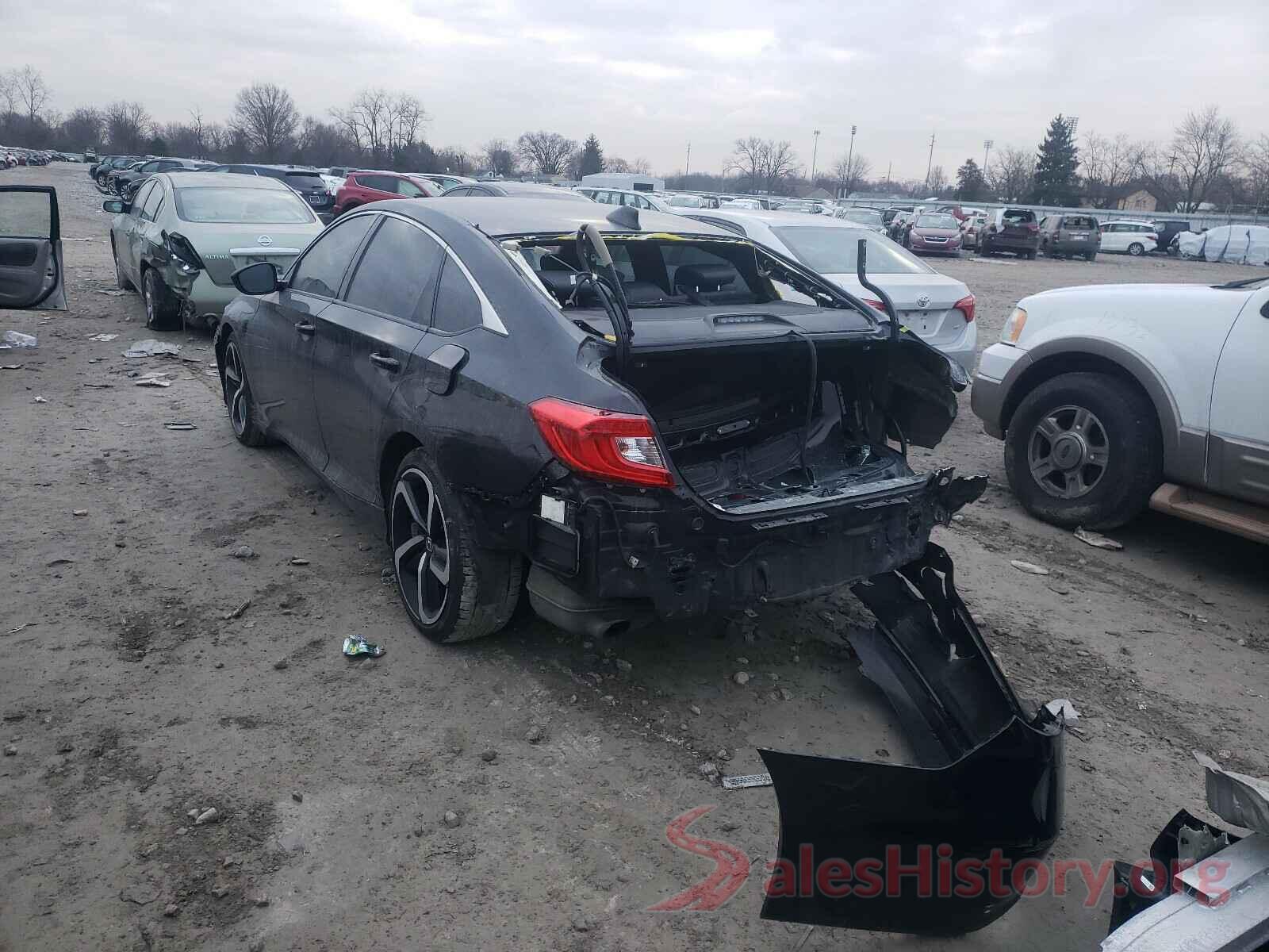 1HGCV2F32JA020288 2018 HONDA ACCORD