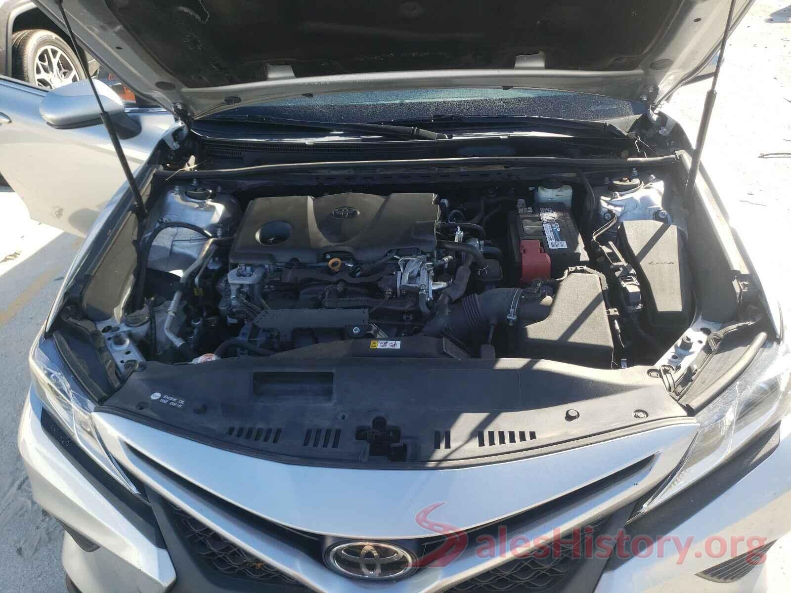 4T1B11HK9JU544164 2018 TOYOTA CAMRY