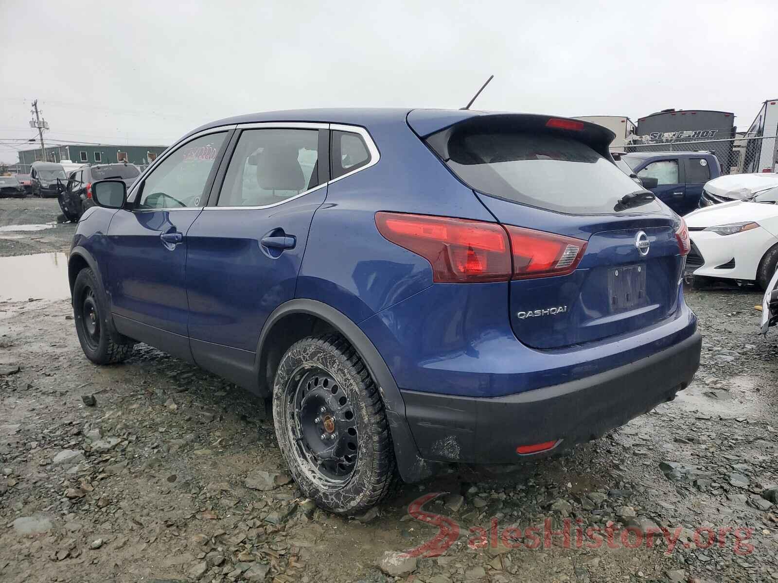 JN1BJ1CR8JW264610 2018 NISSAN ROGUE