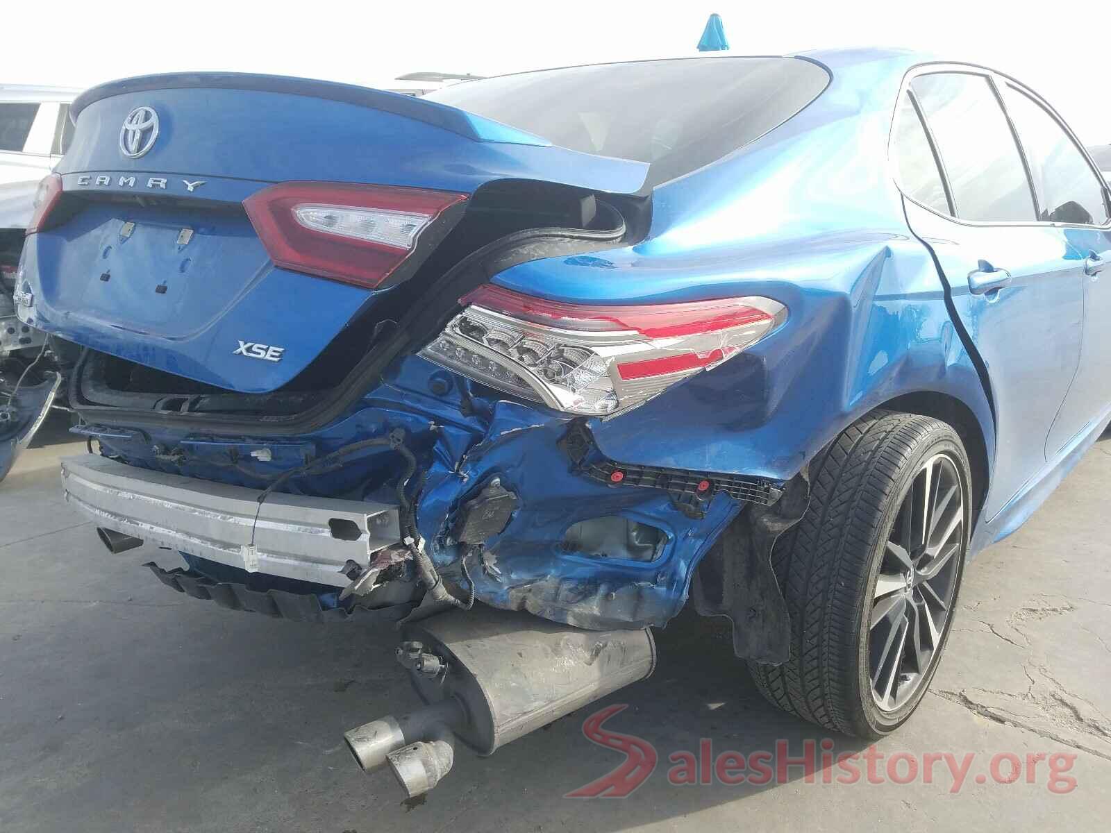 4T1B61HK3JU022857 2018 TOYOTA CAMRY