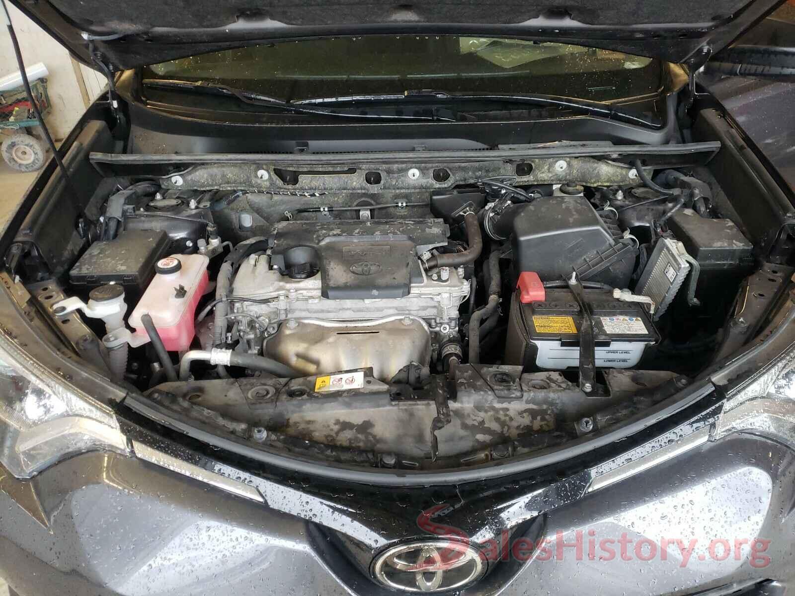 JTMBFREV2HJ129556 2017 TOYOTA RAV4