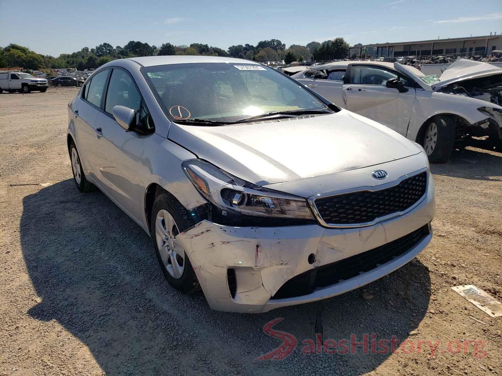 3KPFK4A78HE084952 2017 KIA FORTE