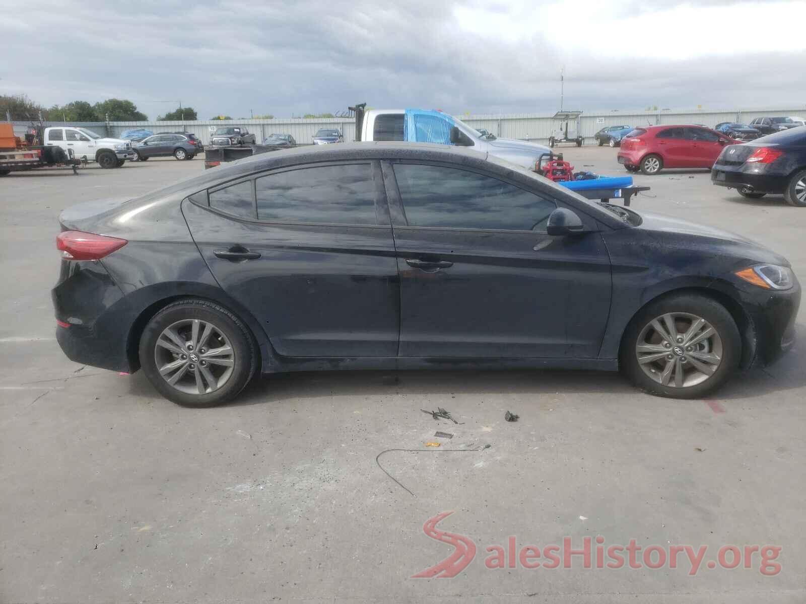 5NPD84LF3JH393997 2018 HYUNDAI ELANTRA