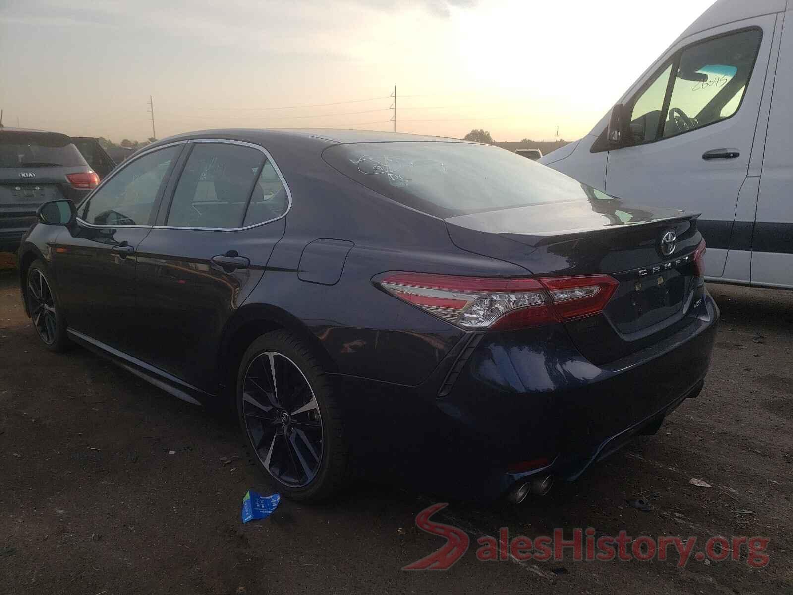 4T1B61HK2JU658931 2018 TOYOTA CAMRY