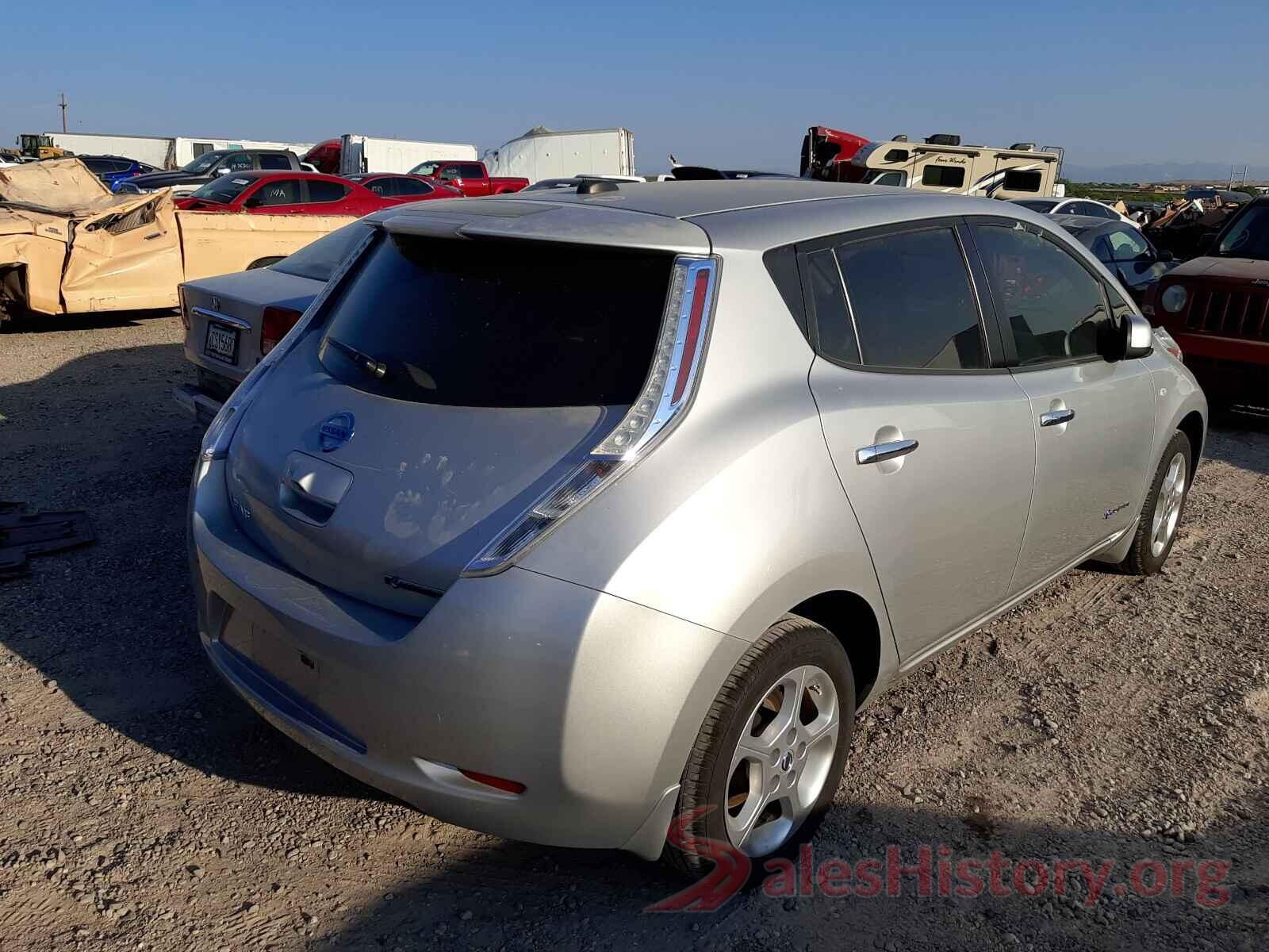 JN1AZ0CP8BT004112 2011 NISSAN LEAF