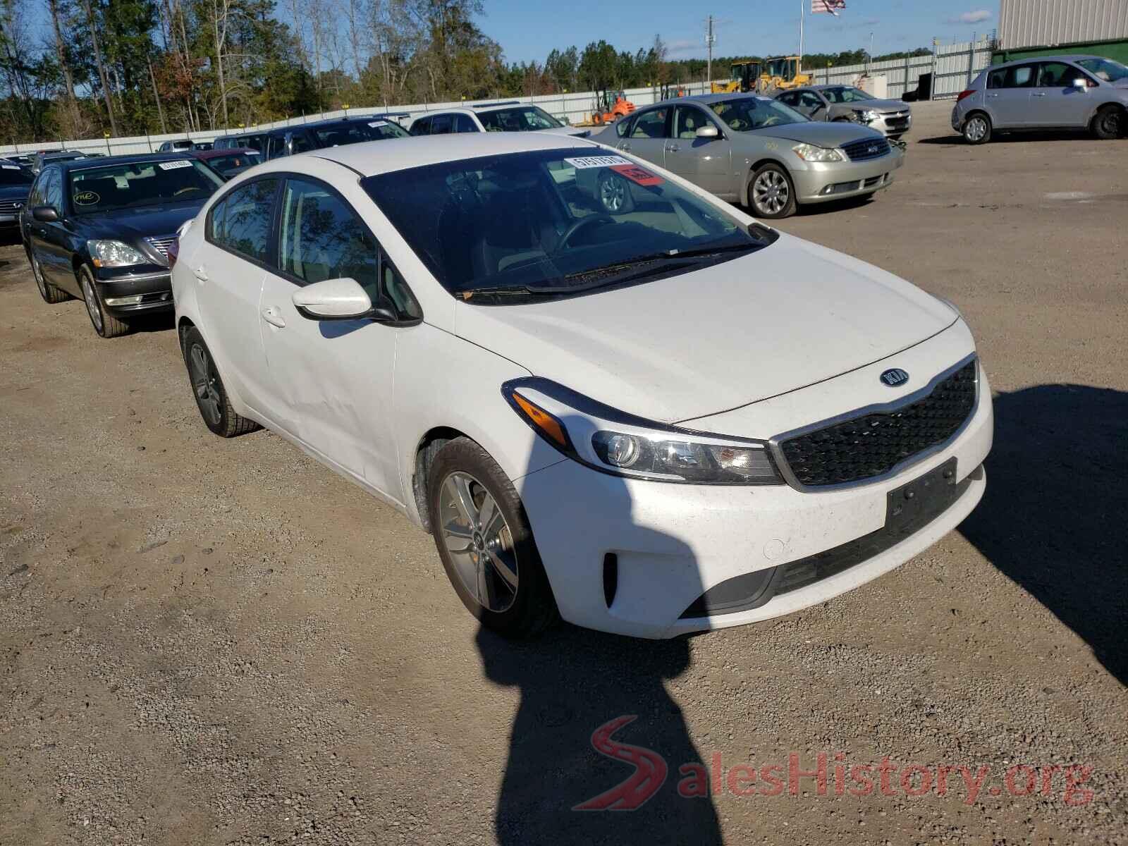 3KPFL4A7XJE252660 2018 KIA FORTE