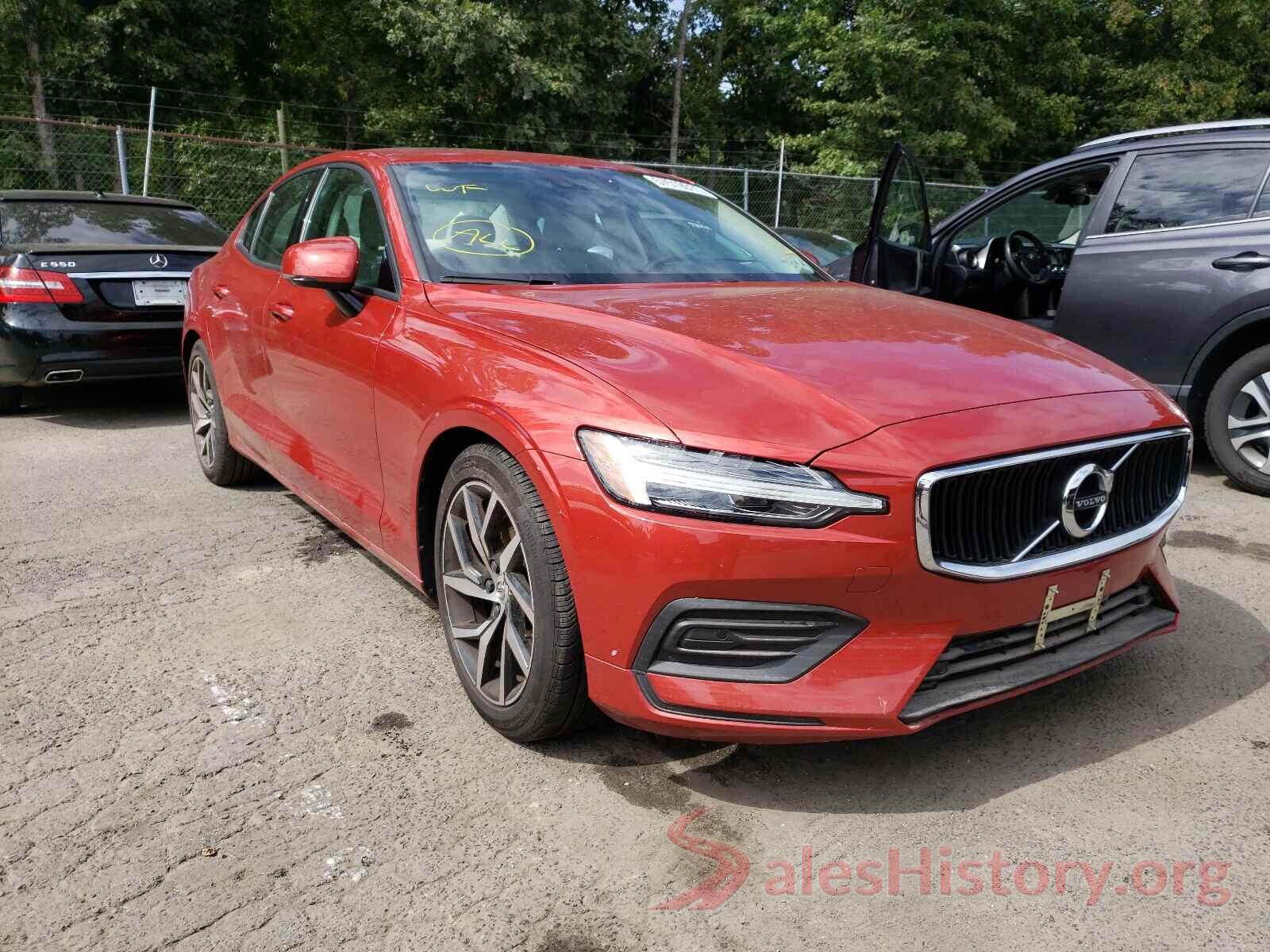 7JRA22TK8KG005028 2019 VOLVO S60