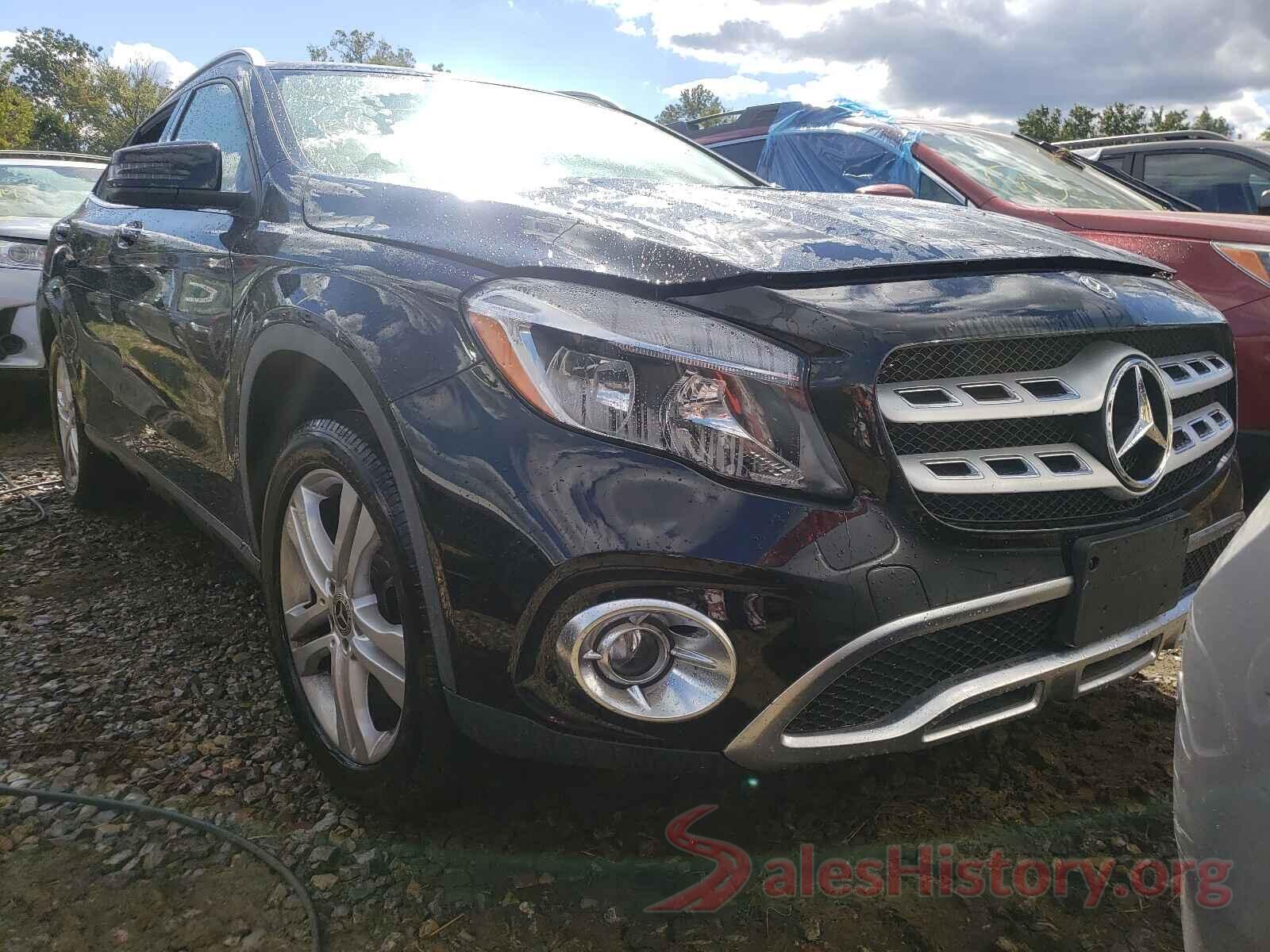 WDCTG4GB2JJ413888 2018 MERCEDES-BENZ GLA-CLASS