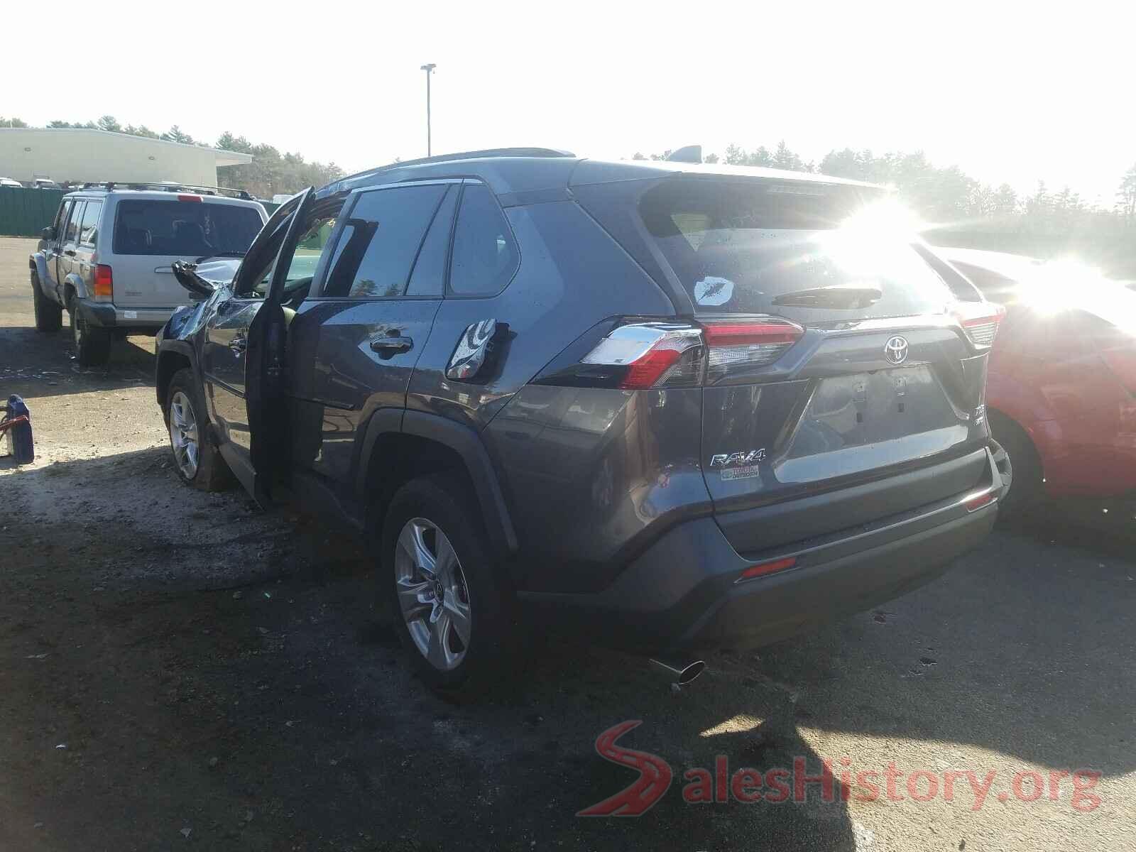 JTMP1RFV6KD032045 2019 TOYOTA RAV4