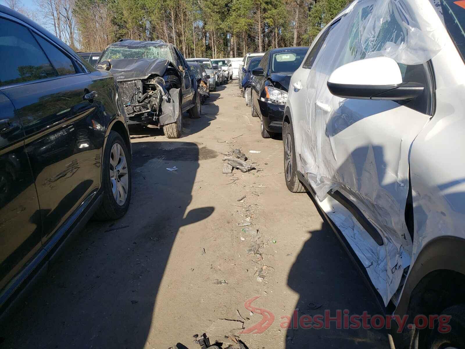 KNDCB3LCXK5246137 2019 KIA NIRO